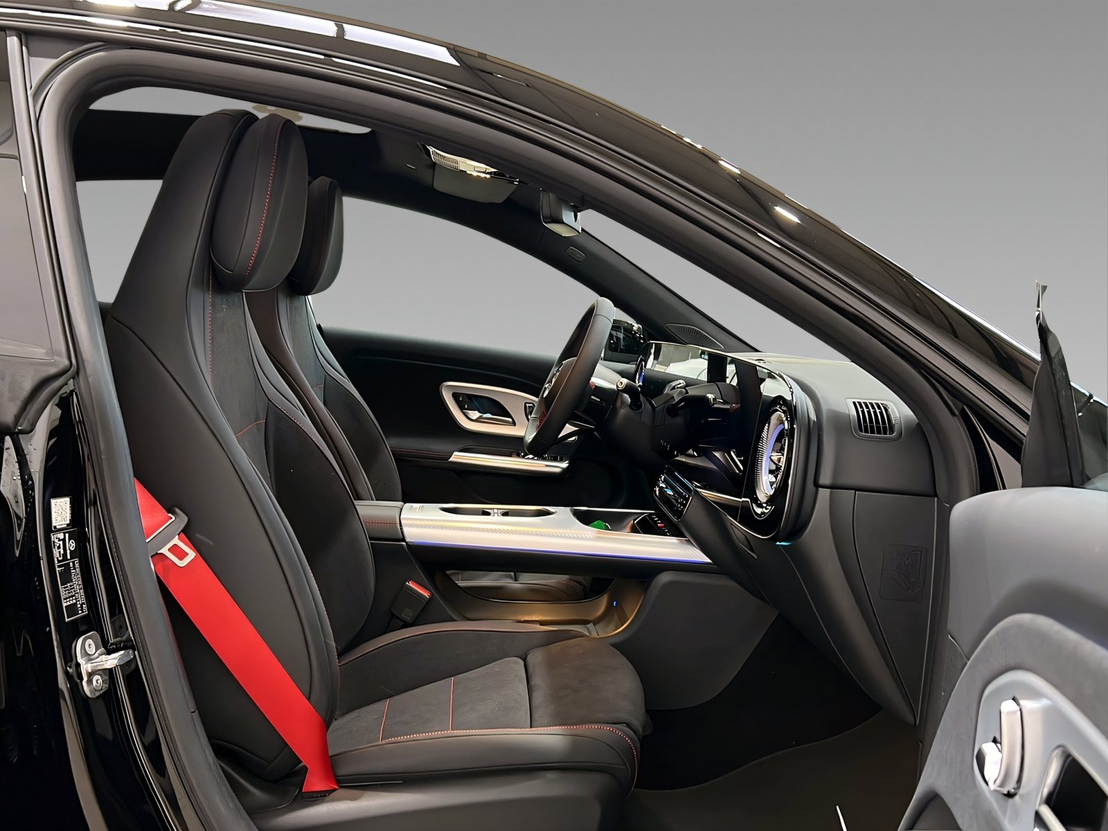CLA 200 NEW_MODEL+AMG+NIGHT+SUPERSCREEN+Pano Bild 14