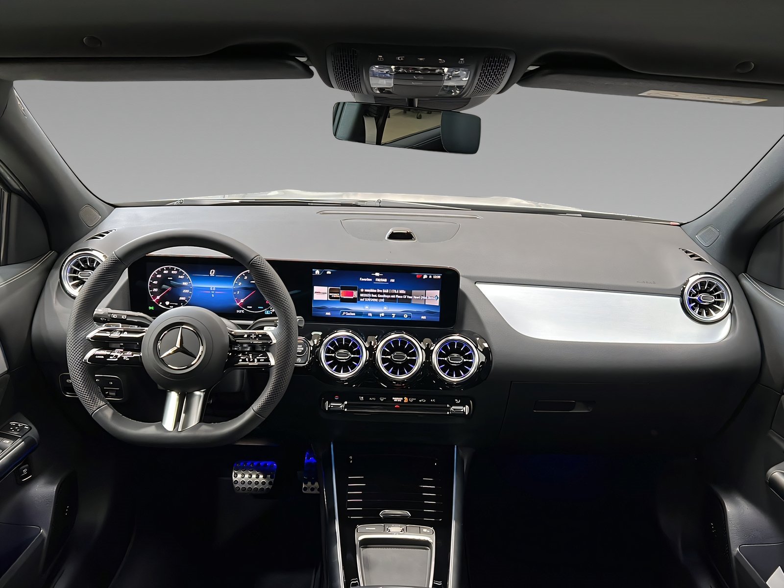 GLA 200 AMG+LED+Night+AHK+Ambi+TotW+20