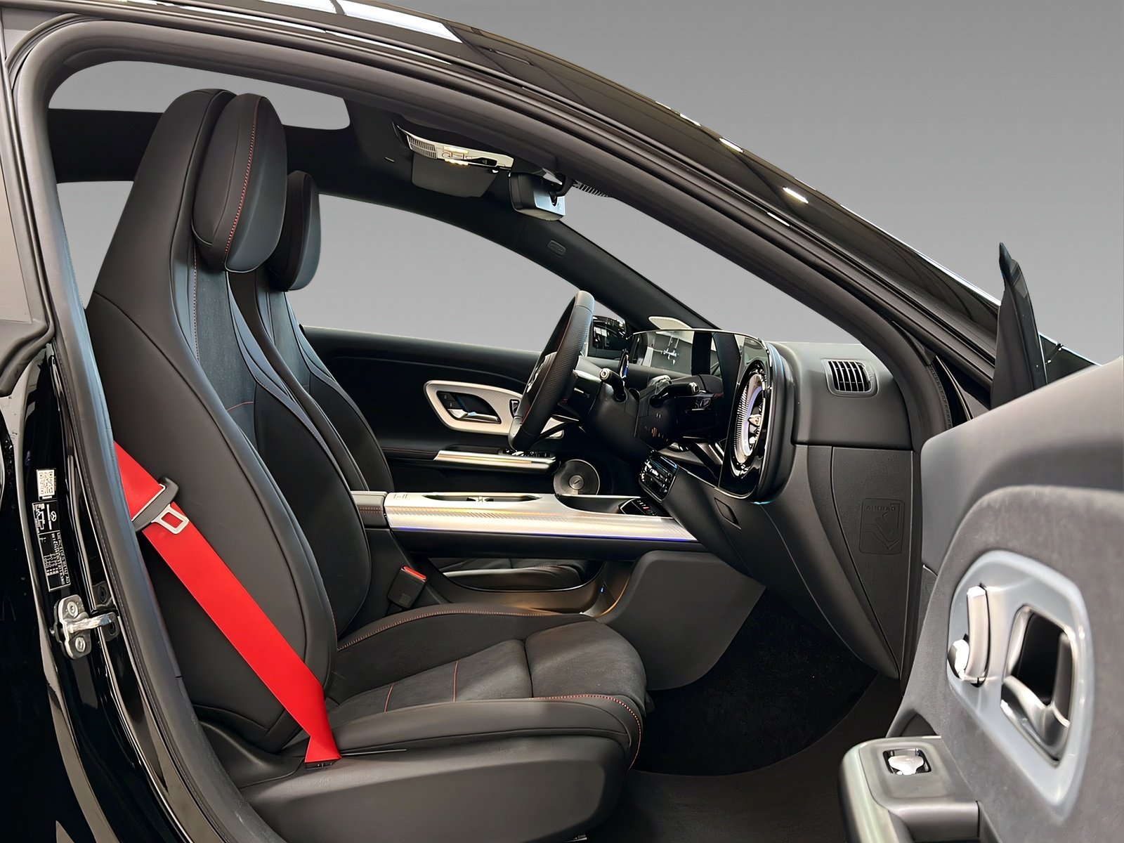 CLA 200 NEW_MODEL+AMG+Night+SUPERSCREEN+Pano Bild 14