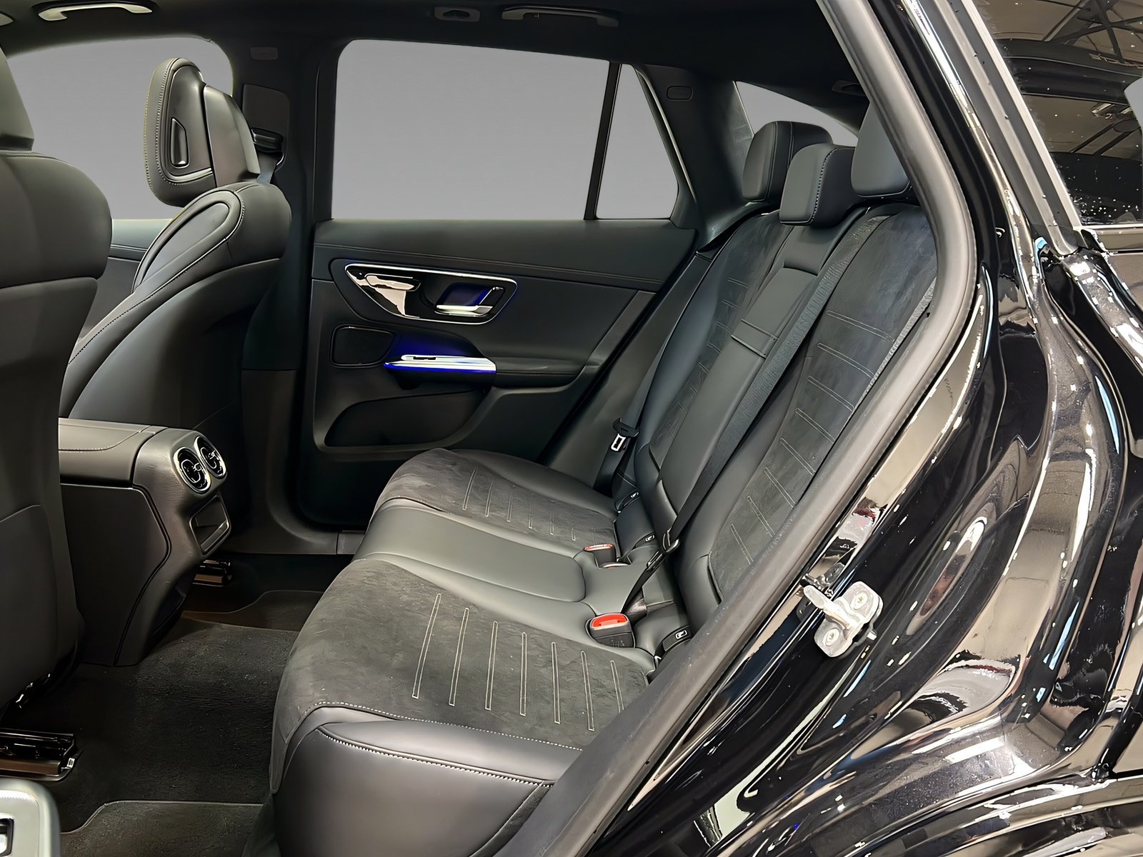 GLC 300 de 4M AMG+NIGHT+Memo+Pano+LrHz+AHK+360° Bild 9