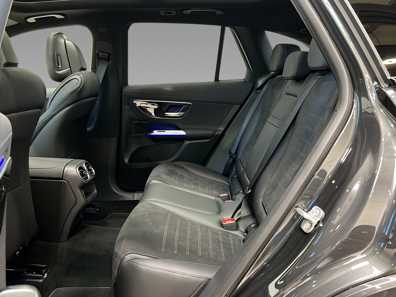 GLC 300 de 4M AMG+NIGHT+Memo+Pano+LrHz+AHK+360° Bild 9