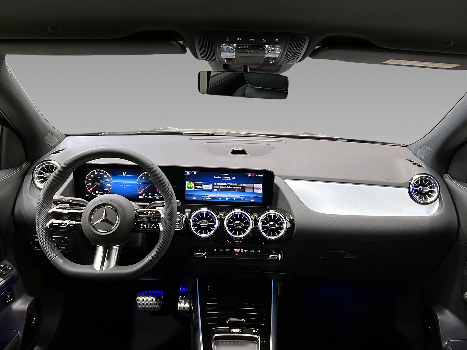 GLA 200 d AMG+LED+NIGHT+Kamera+LrHz+TotW+DAB+AHK Bild 10