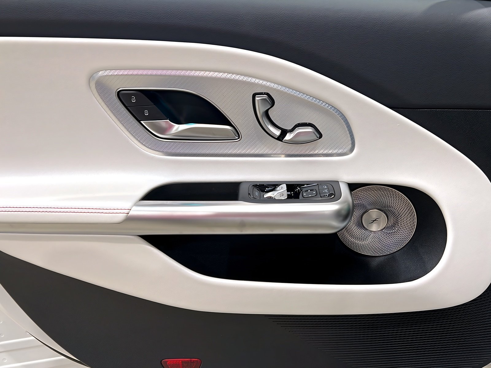 CLA 200 NEW_MODEL+AMG+SUPERSCREEN+Burme+Kamera Bild 13