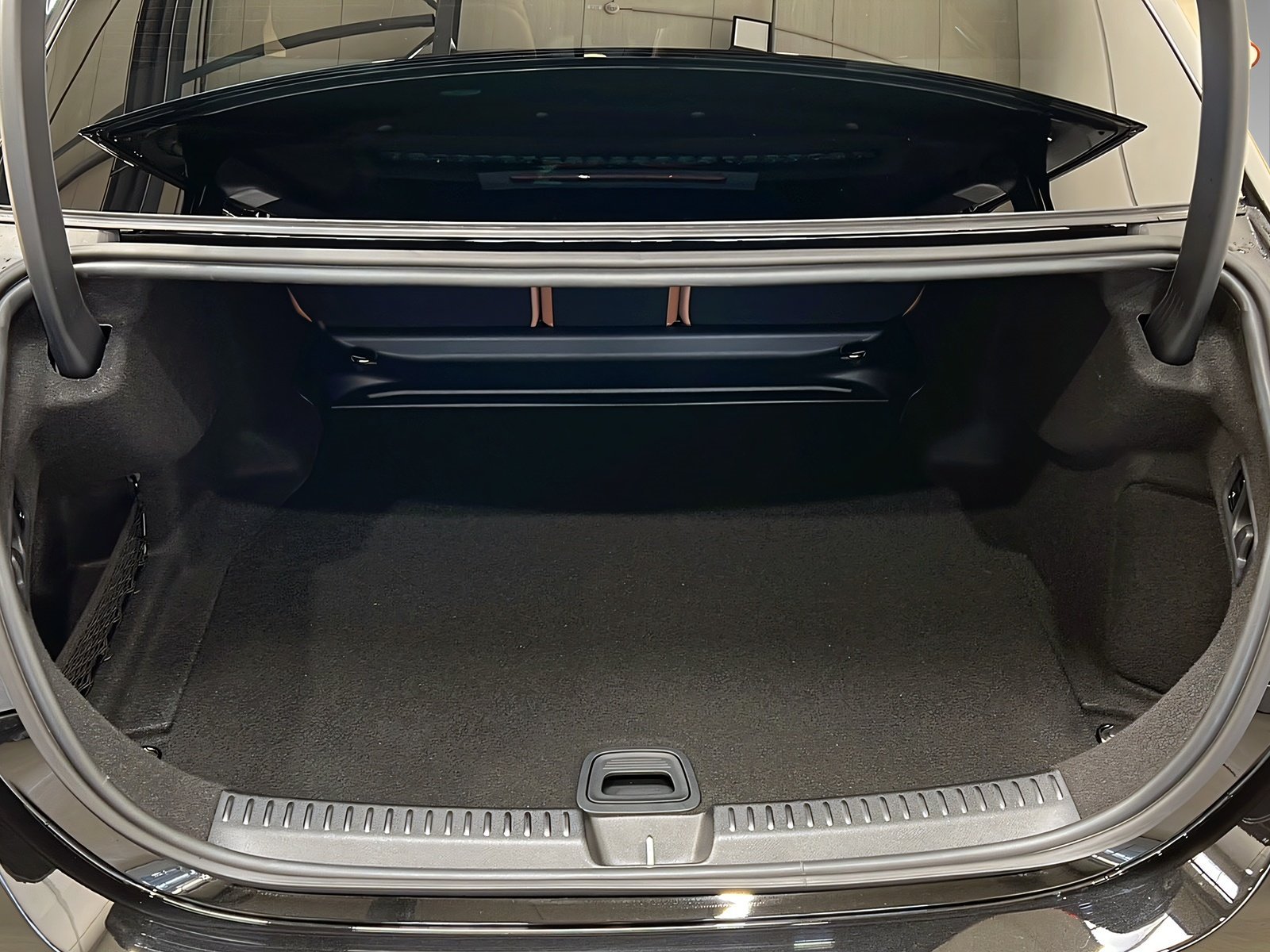 E 450 d 4M+AMG+LEDER+PREMIUM+AHK+STANDHEIZUNG Bild 6