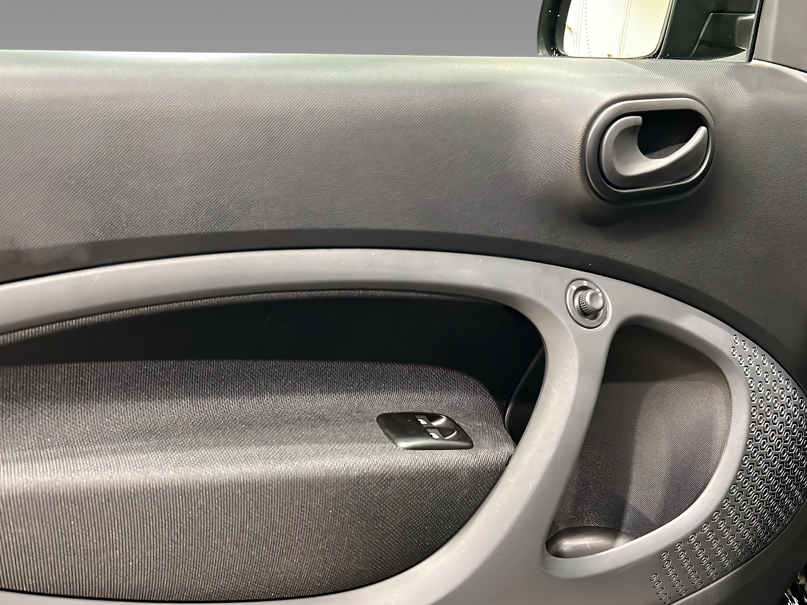 smart EQ fortwo Cool&Audio+Ladekabel+SHz Bild 15