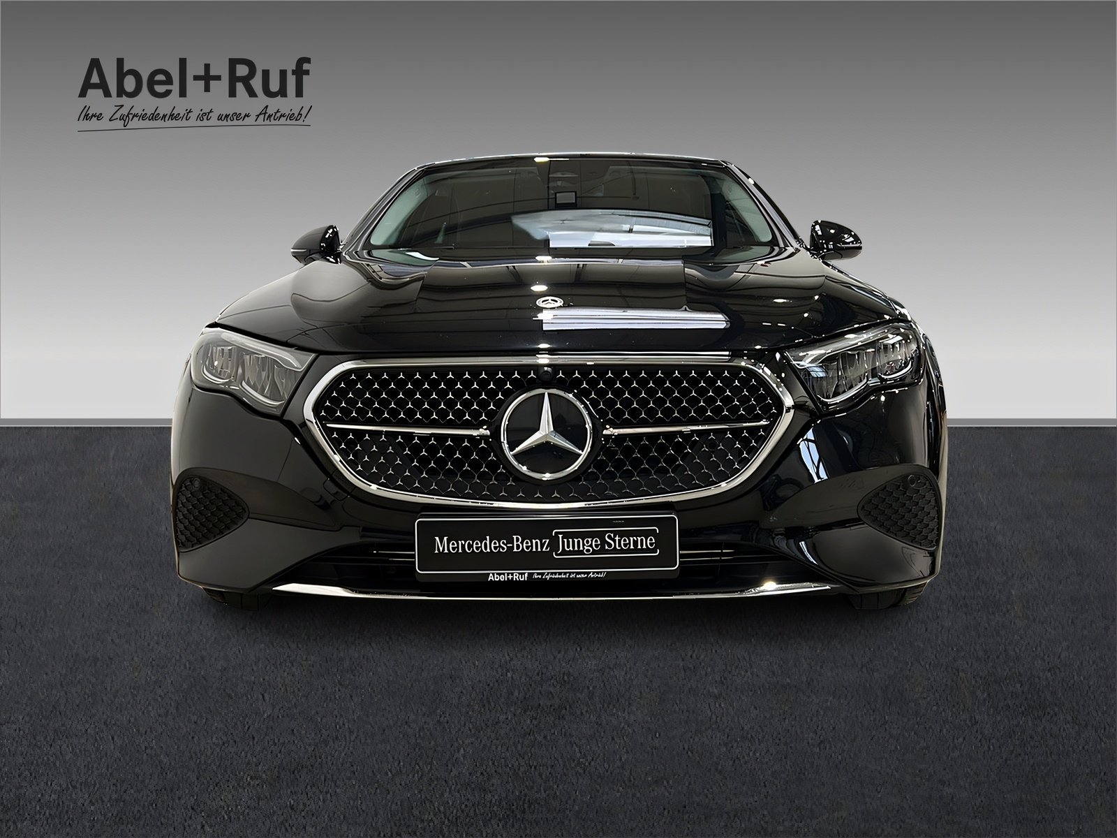 E 220 d AVANTGARDE+LED+Kamera+CarPlay+Ambi+TotW Bild 2