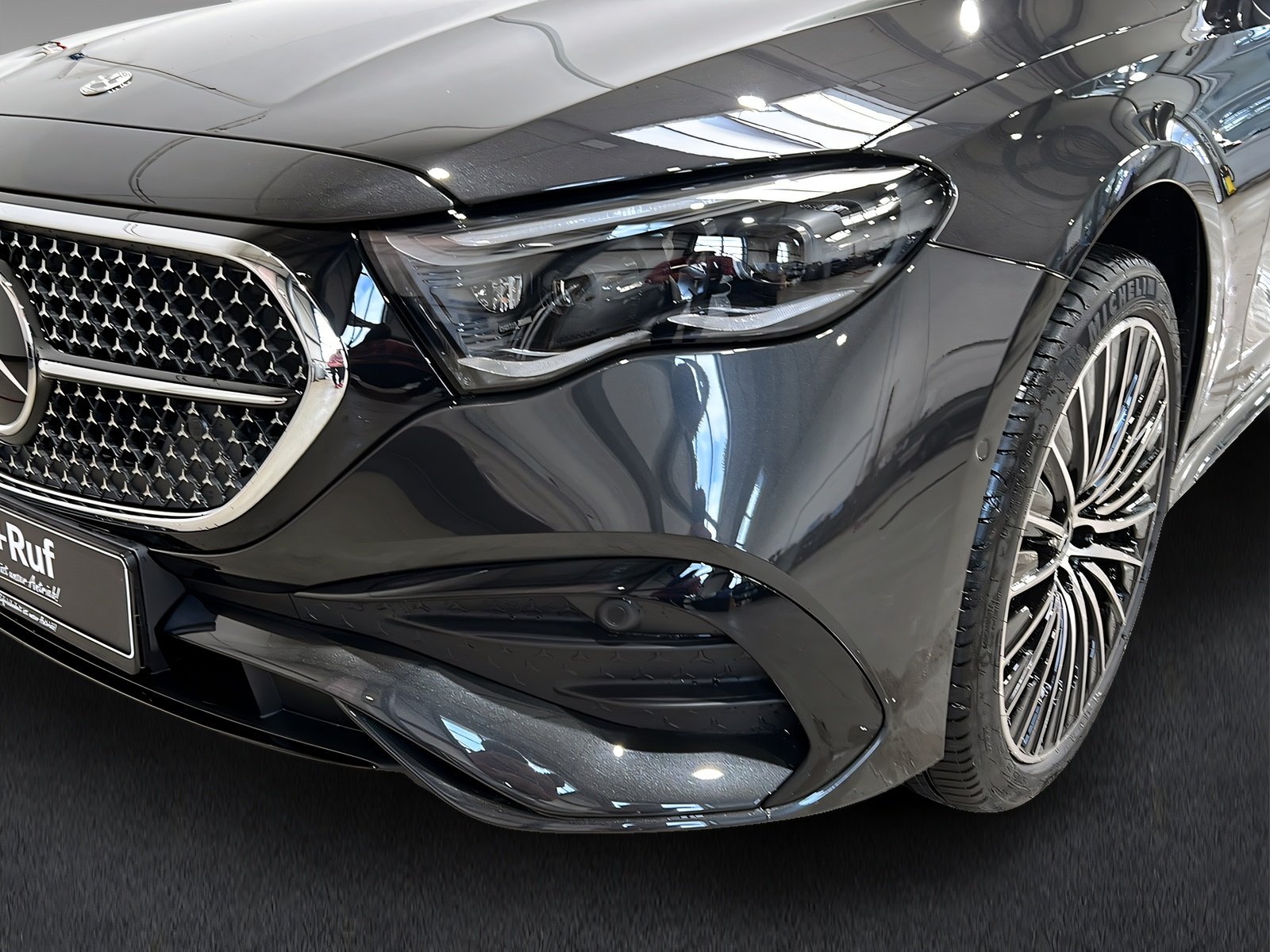 E 450d T 4M AMG+DIST+Superscr.+Burme+HuD+AHK+360 Bild 15