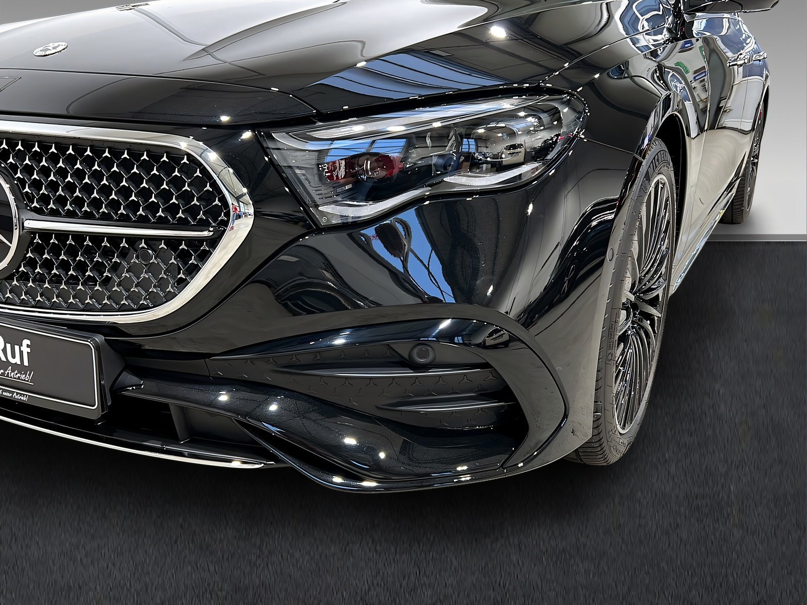 E 450 d 4M T-Modell AMG+DISTR+Burm+Pano+AHK+360° Bild 15