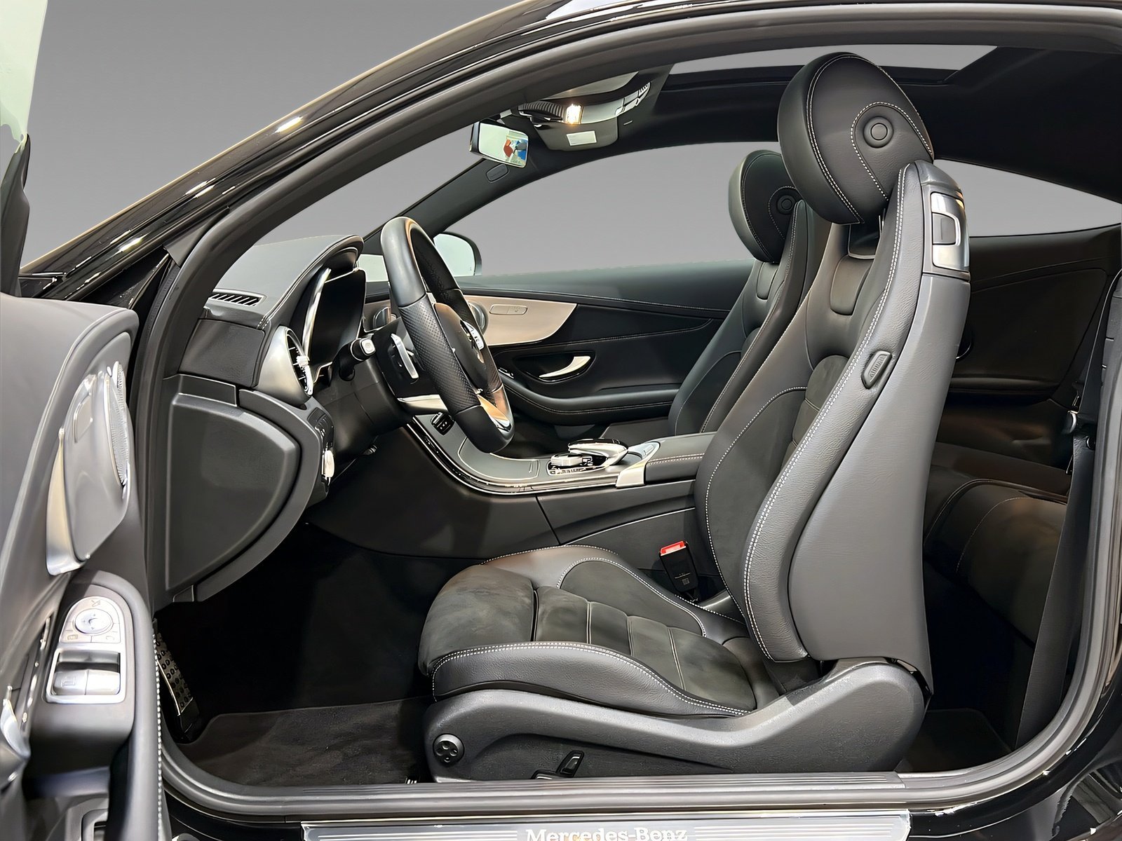 C 200 Coupé AMG+MULTI+DISTRO+NIGHT+Kamera+Pano Bild 9