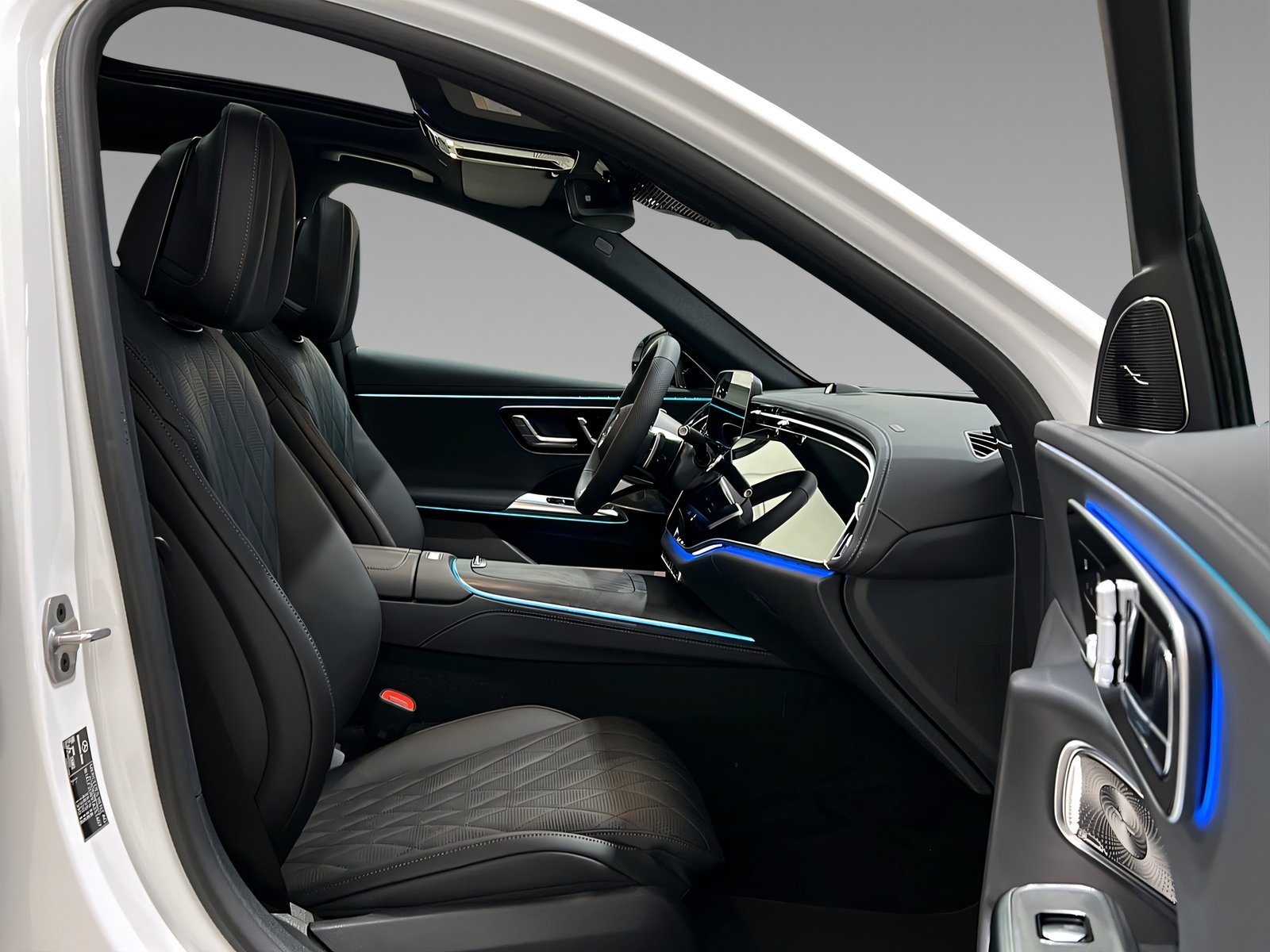 E 450d 4M AMG+DIST+Superscreen+Burm+Pano+AHK+360 Bild 14