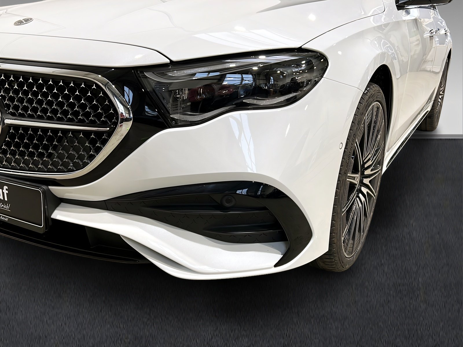 E 450d 4M AMG+DIST+Superscreen+Burm+Pano+AHK+360 Bild 15