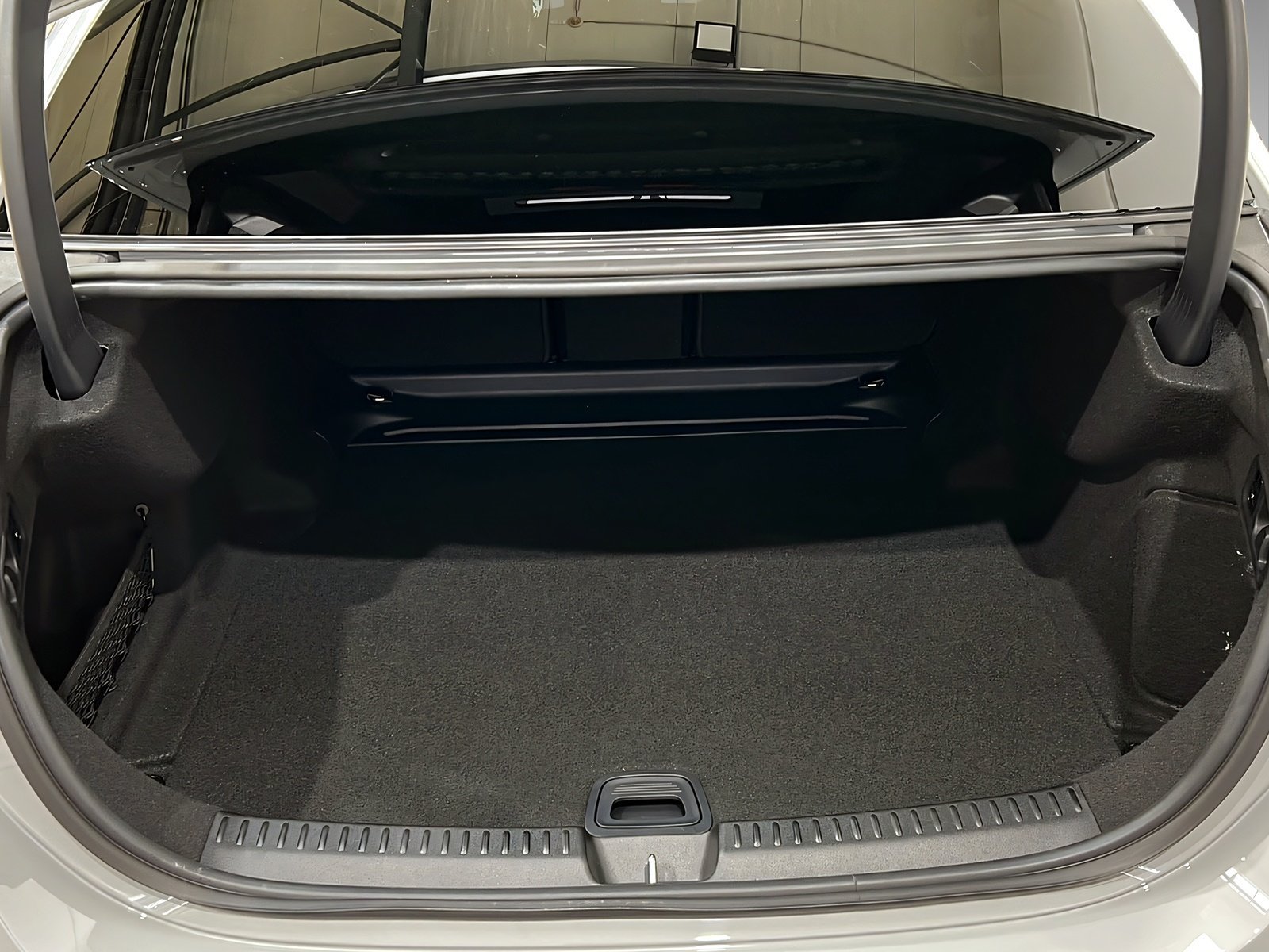 E 450 d 4M AMG+DISTR+NIGHT+Burm+StHz+HuD+AHK+360 Bild 6