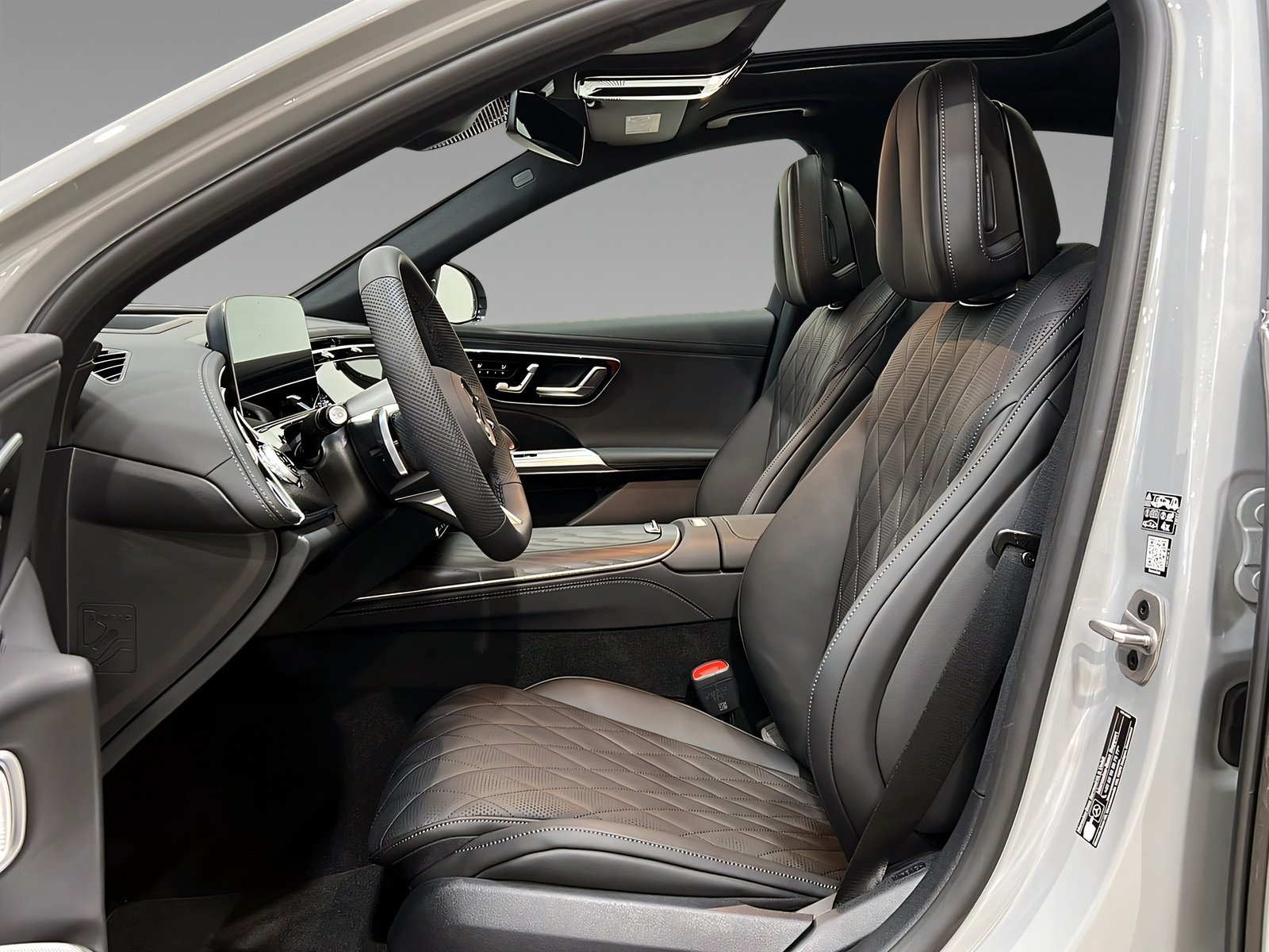 E 450 d 4M AMG+DISTR+NIGHT+Burm+StHz+HuD+AHK+360 Bild 8