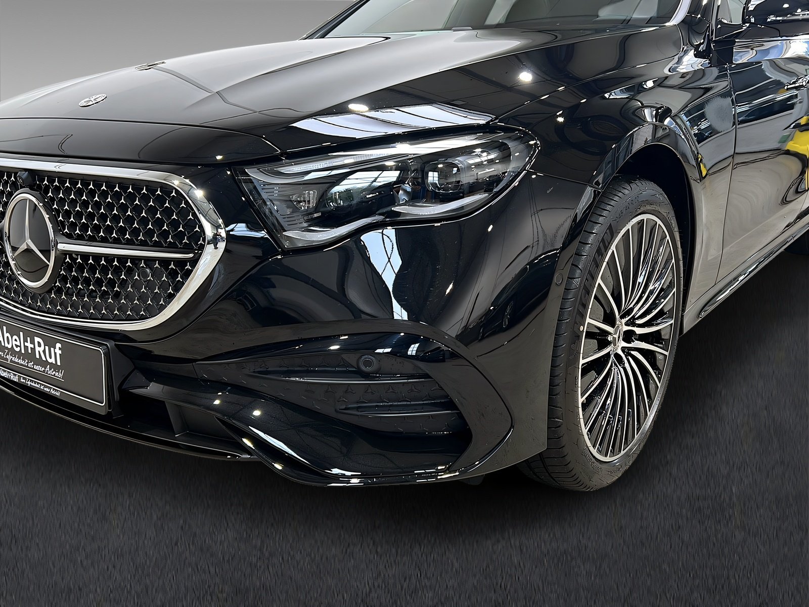 E 450d 4M AMG+DIST+NIGHT+Supercreen+HuD+AHK+360° Bild 15