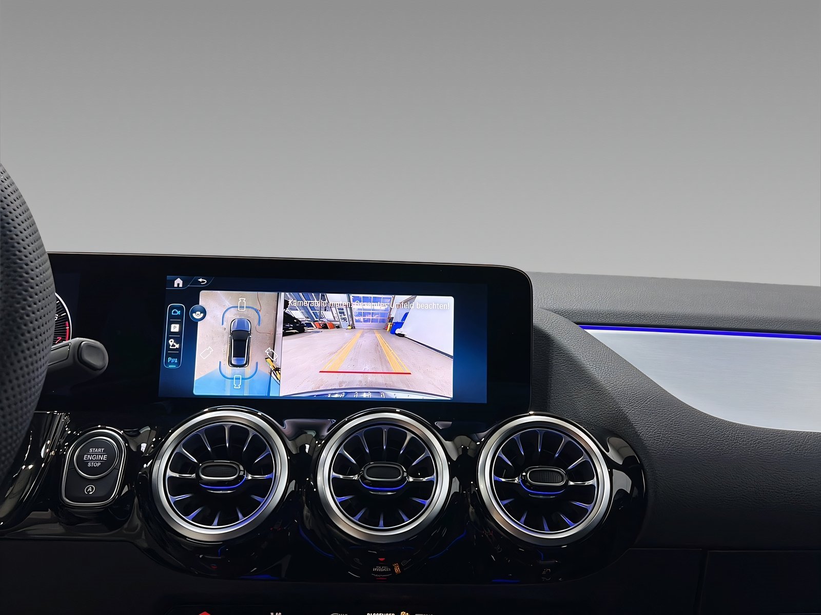 GLA 200 AMG+MULTI+NIGHT+Ambiente+LrHz+ToW+360° Bild 12