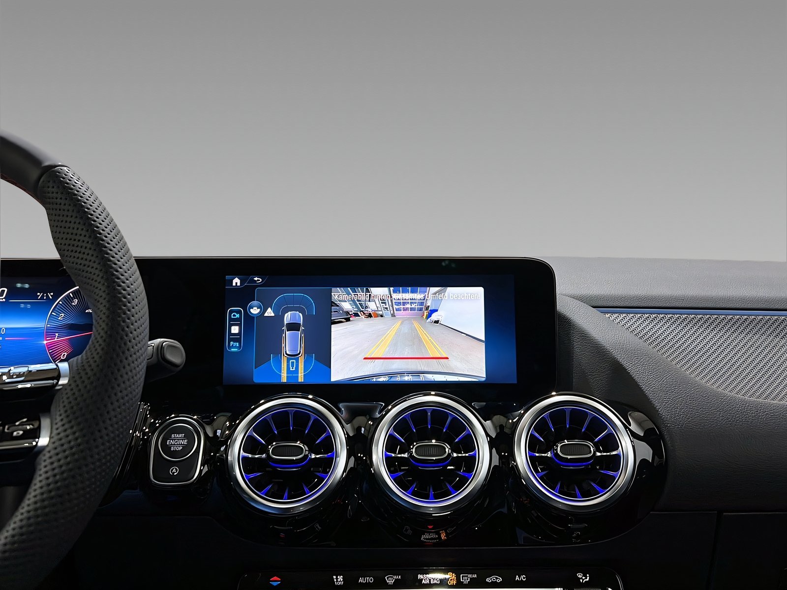 GLA 200 AMG+MULTI+NIGHT+Pano+Ambi+Kame+TotW+LrHz Bild 13