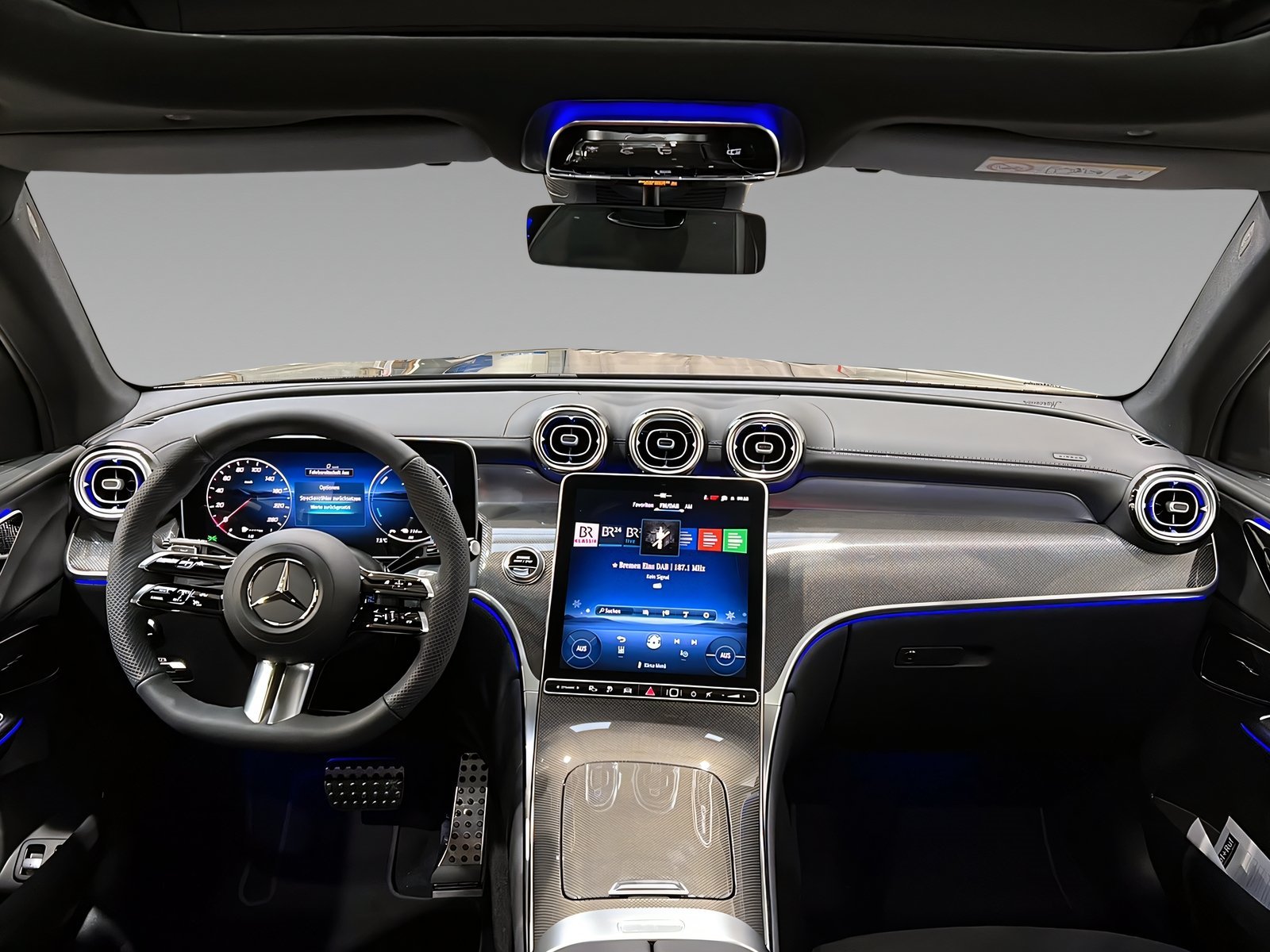 GLC 300 e 4M AMG+DIGITAL+Memo+Pano+TotW+AHK+360° Bild 10