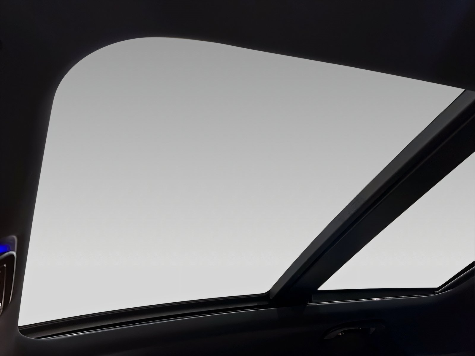 GLC 300 e 4M AMG+DIGITAL+Memo+Pano+TotW+AHK+360° Bild 11