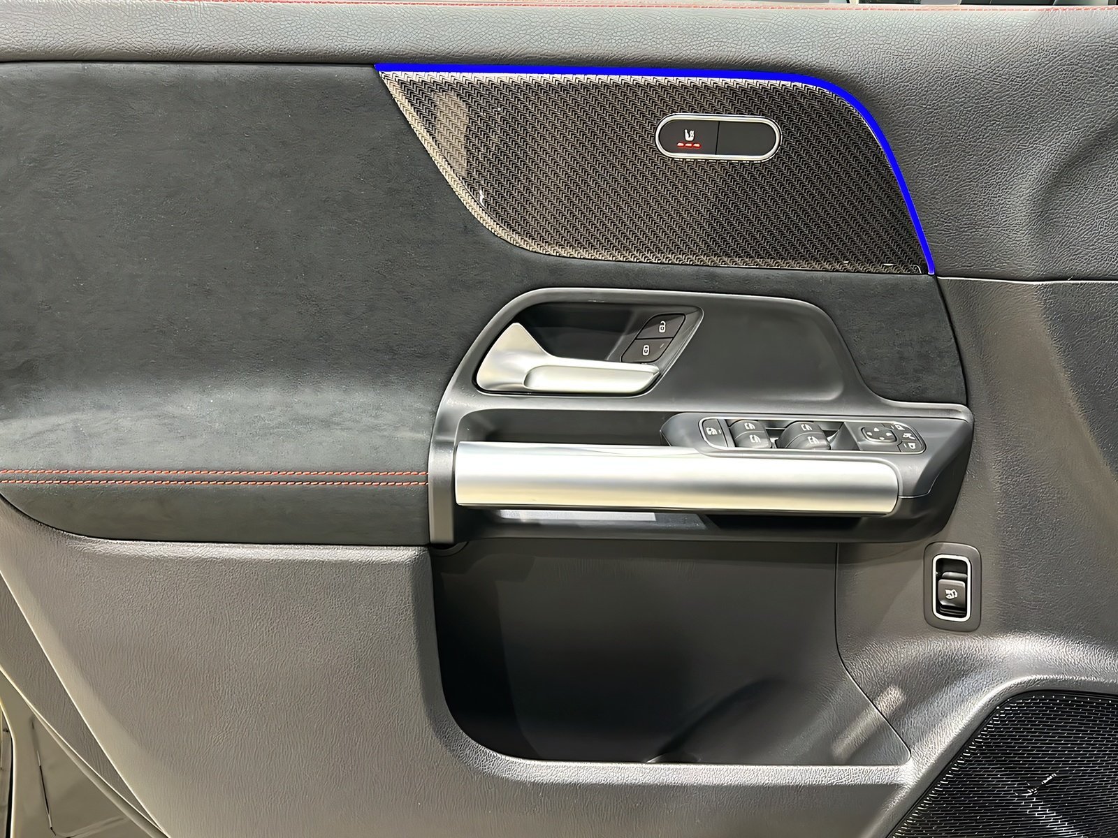 GLA 200 AMG+MULTI+NIGHT+Pano+Ambi+TotW+AHK+360° Bild 12