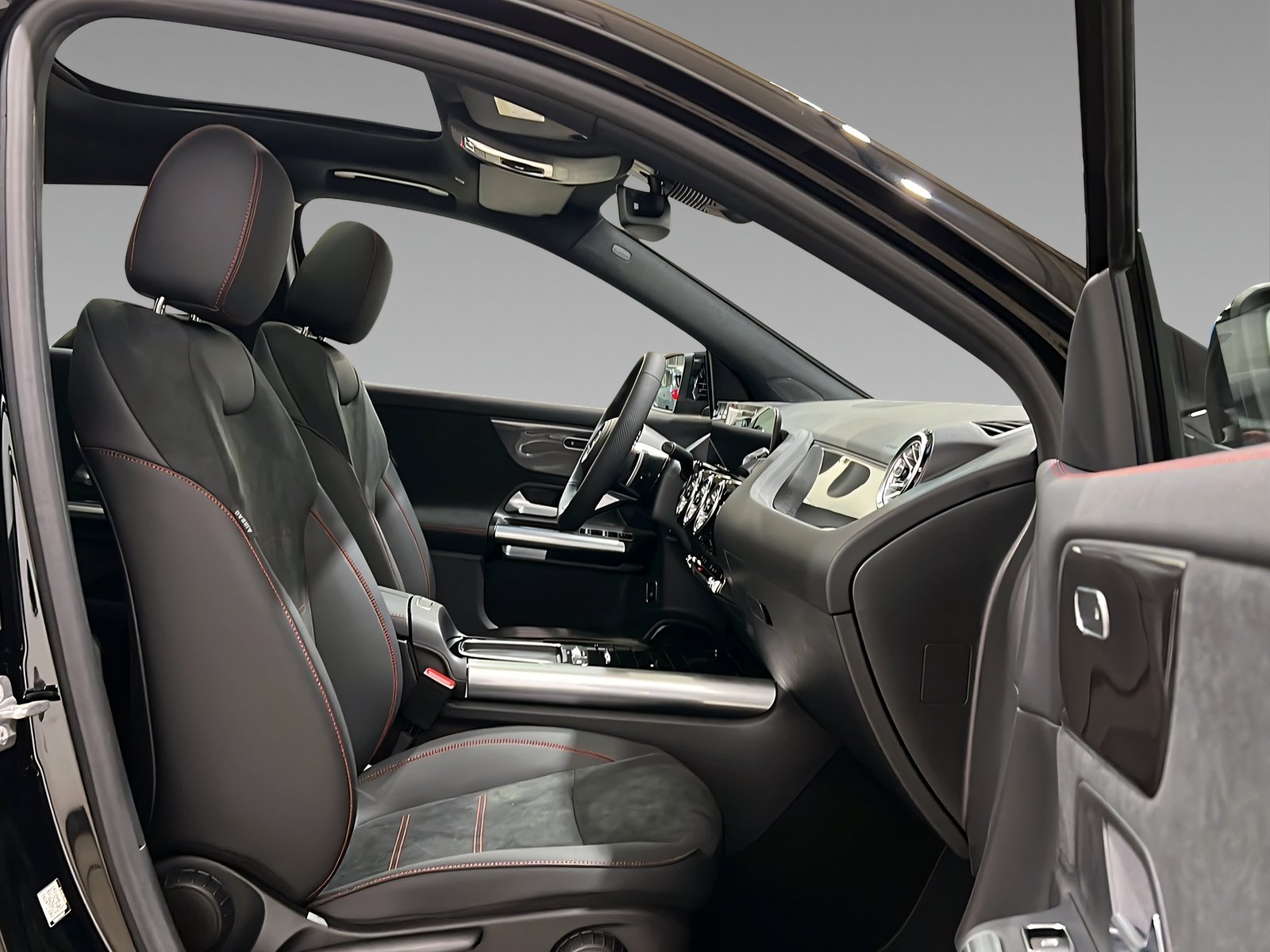 GLA 200 AMG+MULTI+NIGHT+Pano+Ambi+TotW+AHK+360° Bild 14