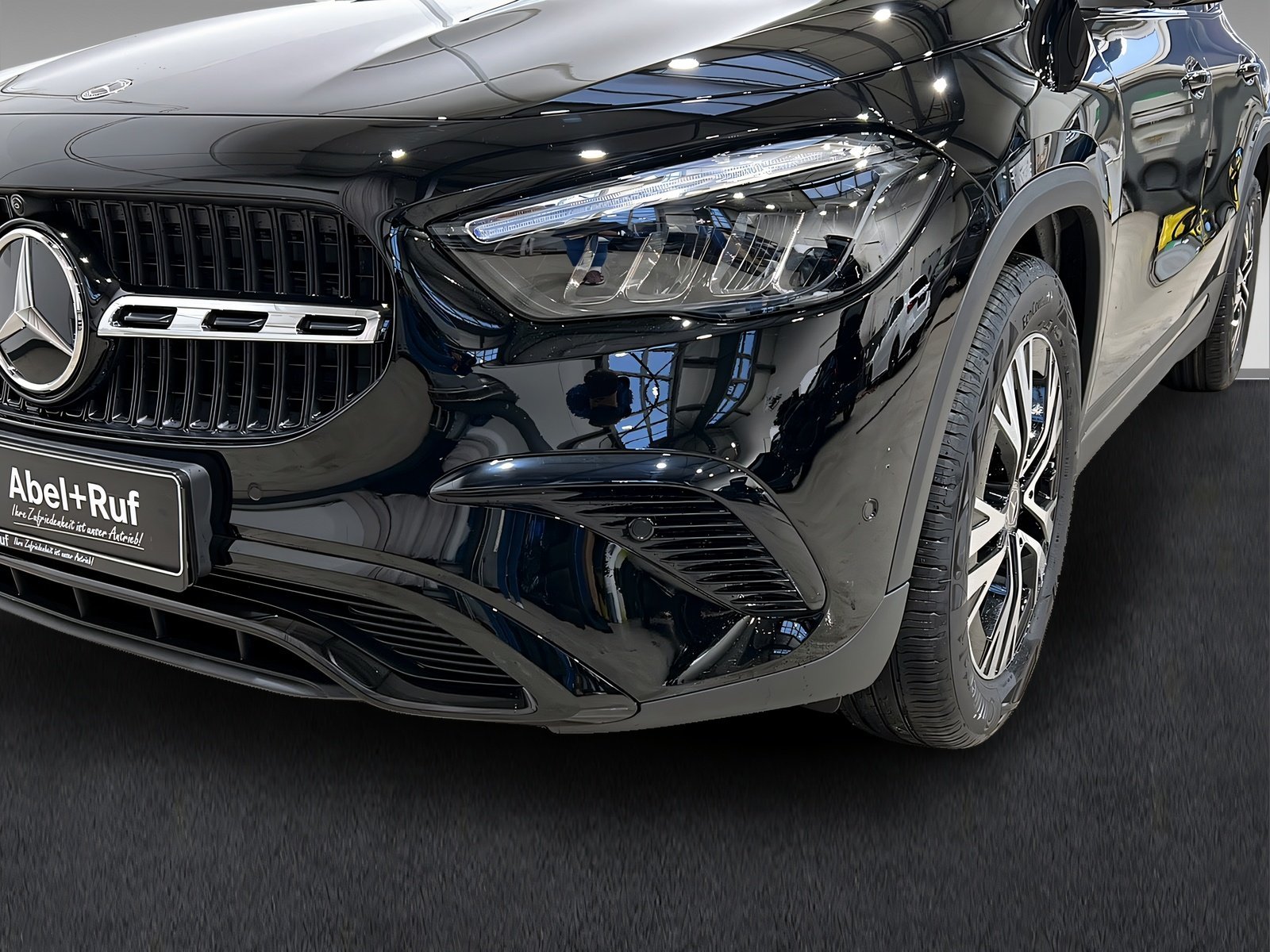 GLA 200 PROGRESSIVE+NIGHT+Ambi+CarPlay+TotW+360° Bild 15