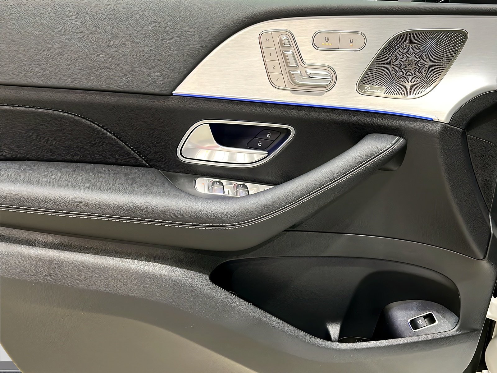 GLE 350 de 4M AMG+NIGHT+Burme+Memo+TotW+AHK+360° Bild 12