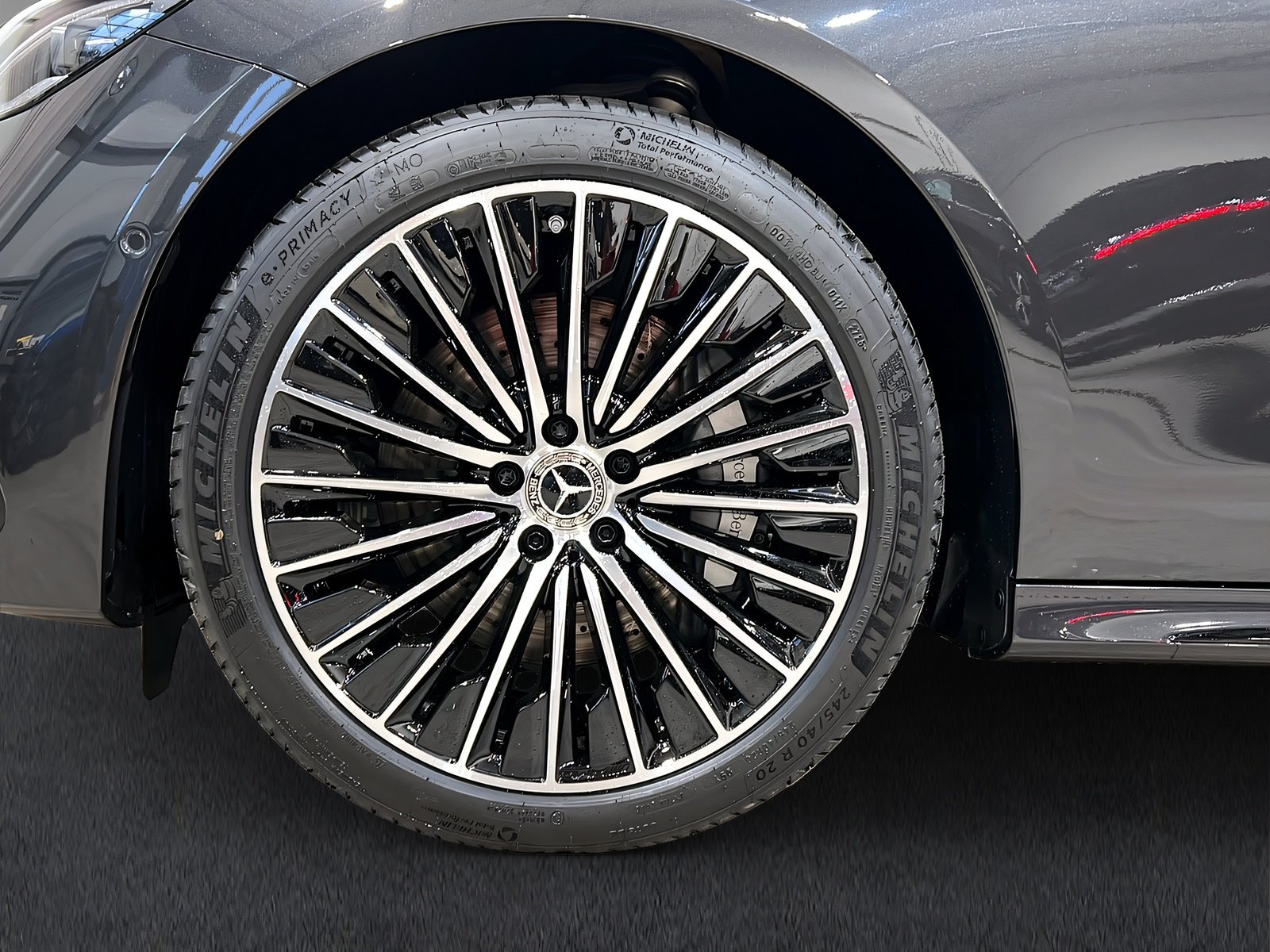 E 450 d 4M T-Modell AMG+DISTR+Burm+Pano+AHK+360° Bild 7