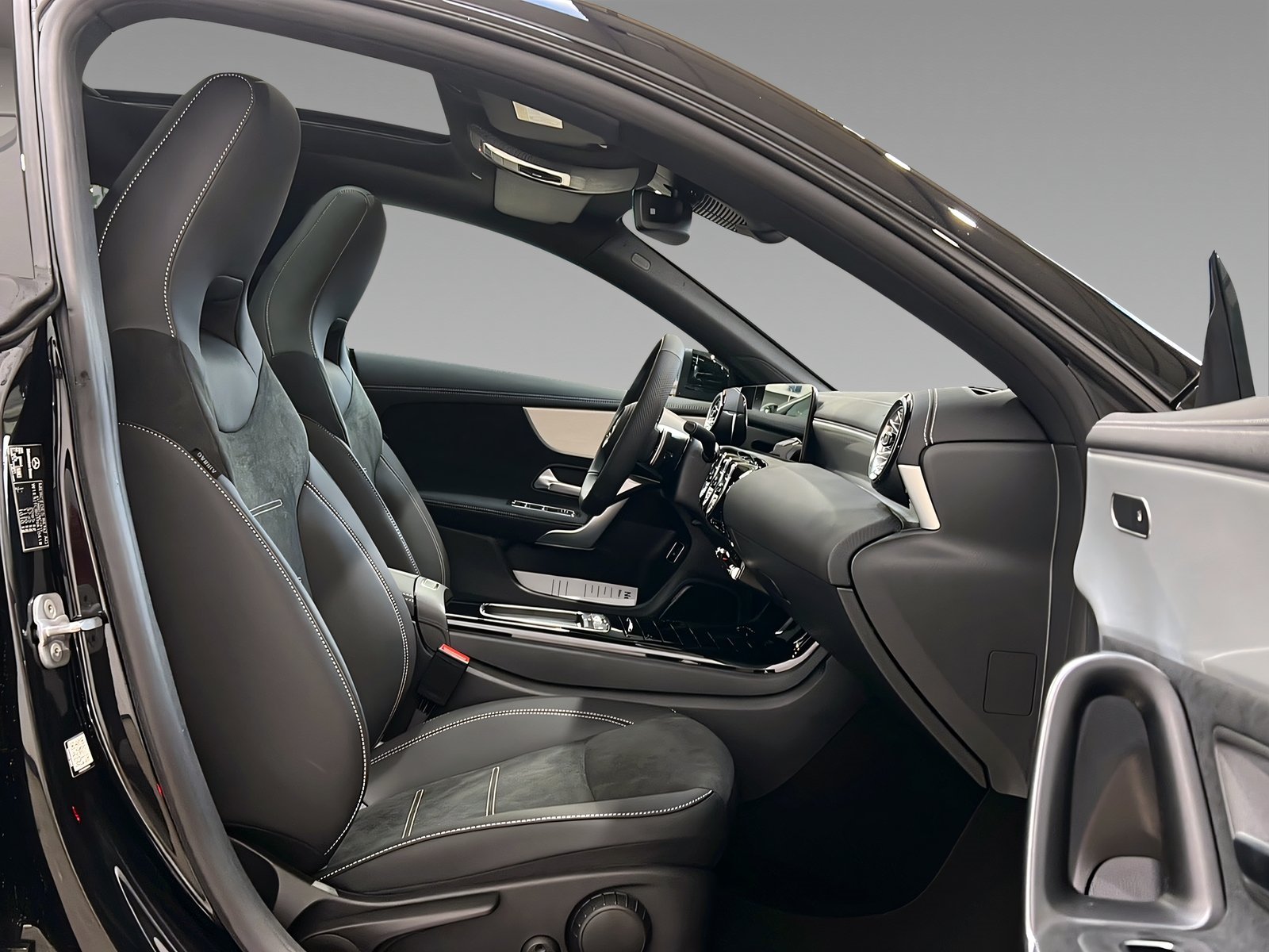 CLA 200 d Coupé AMG+LED+NIGHT+Kamera+Pano+LrHz Bild 14