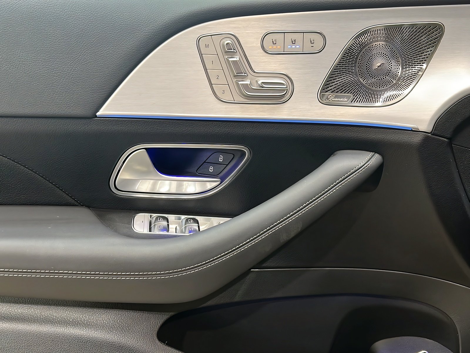 GLE 450d 4M Coupé AMG+DISTRO+Burme+HuD+AHK+360° Bild 13