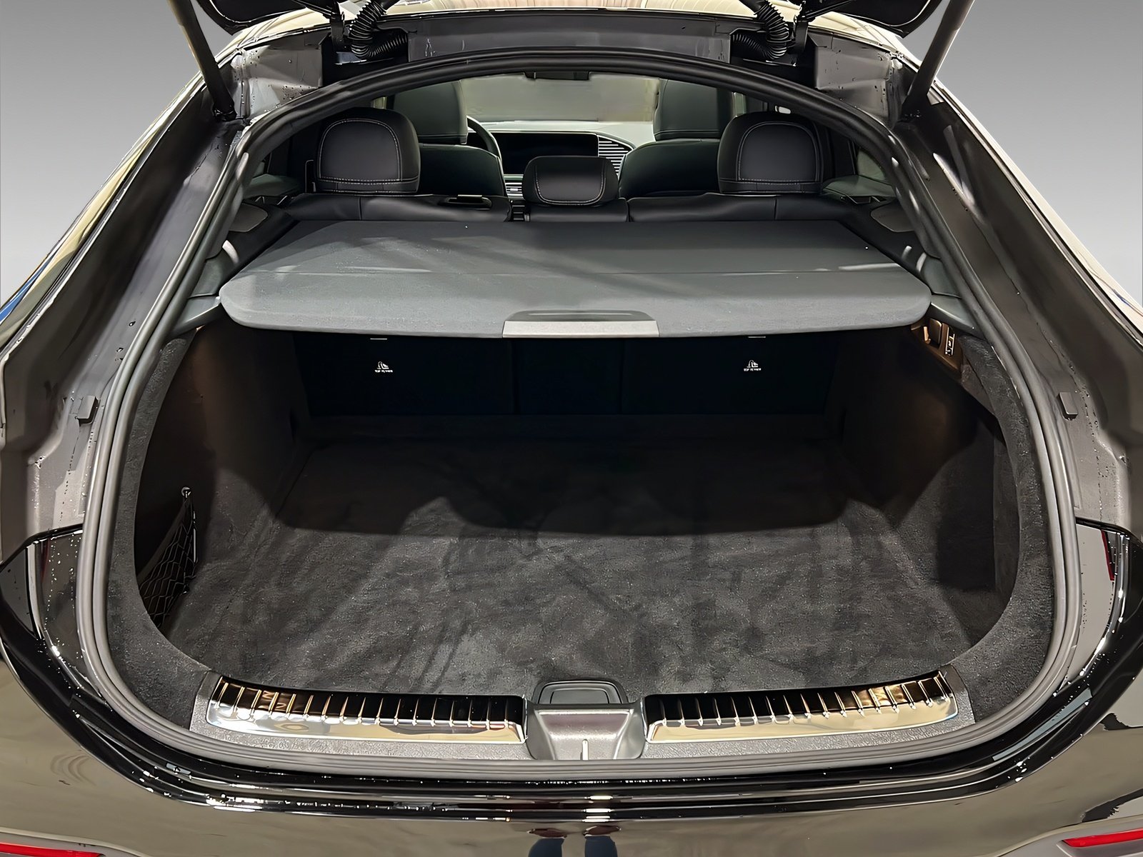 GLE 450 d 4M Coupé AMG+DISTR+Burme+TotW+AHK+360° Bild 6