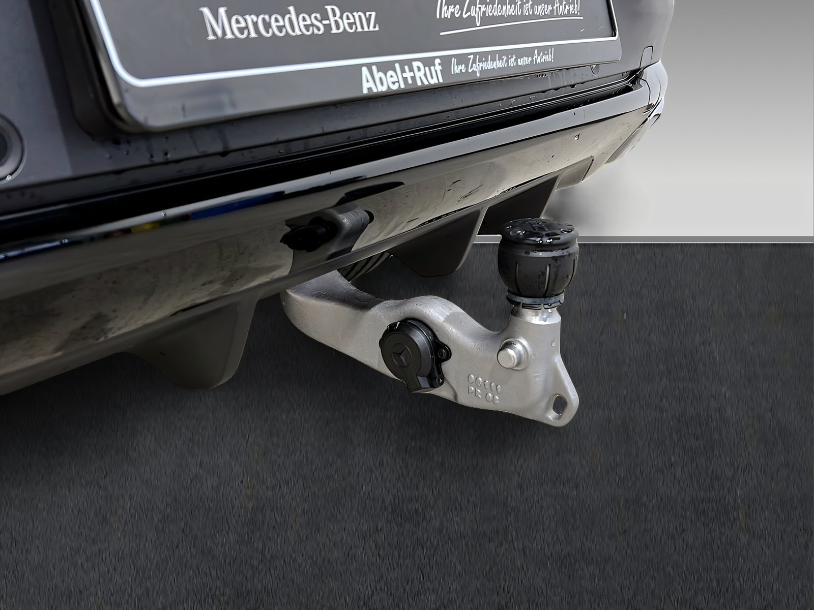 GLE 450 d 4M Coupé AMG+DISTR+Burme+TotW+AHK+360° Bild 11