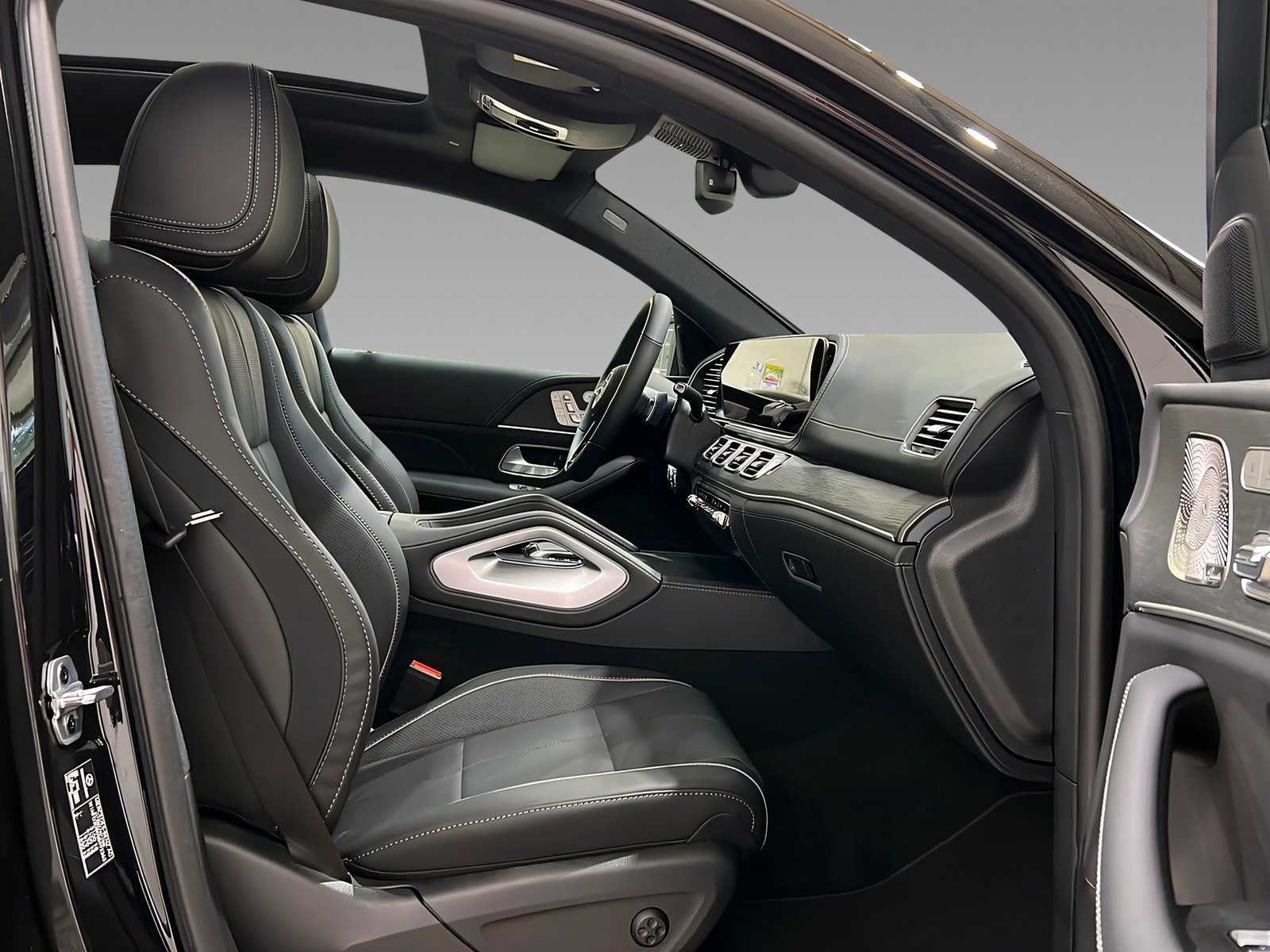 GLE 450 d 4M Coupé AMG+DISTR+Burme+TotW+AHK+360° Bild 14