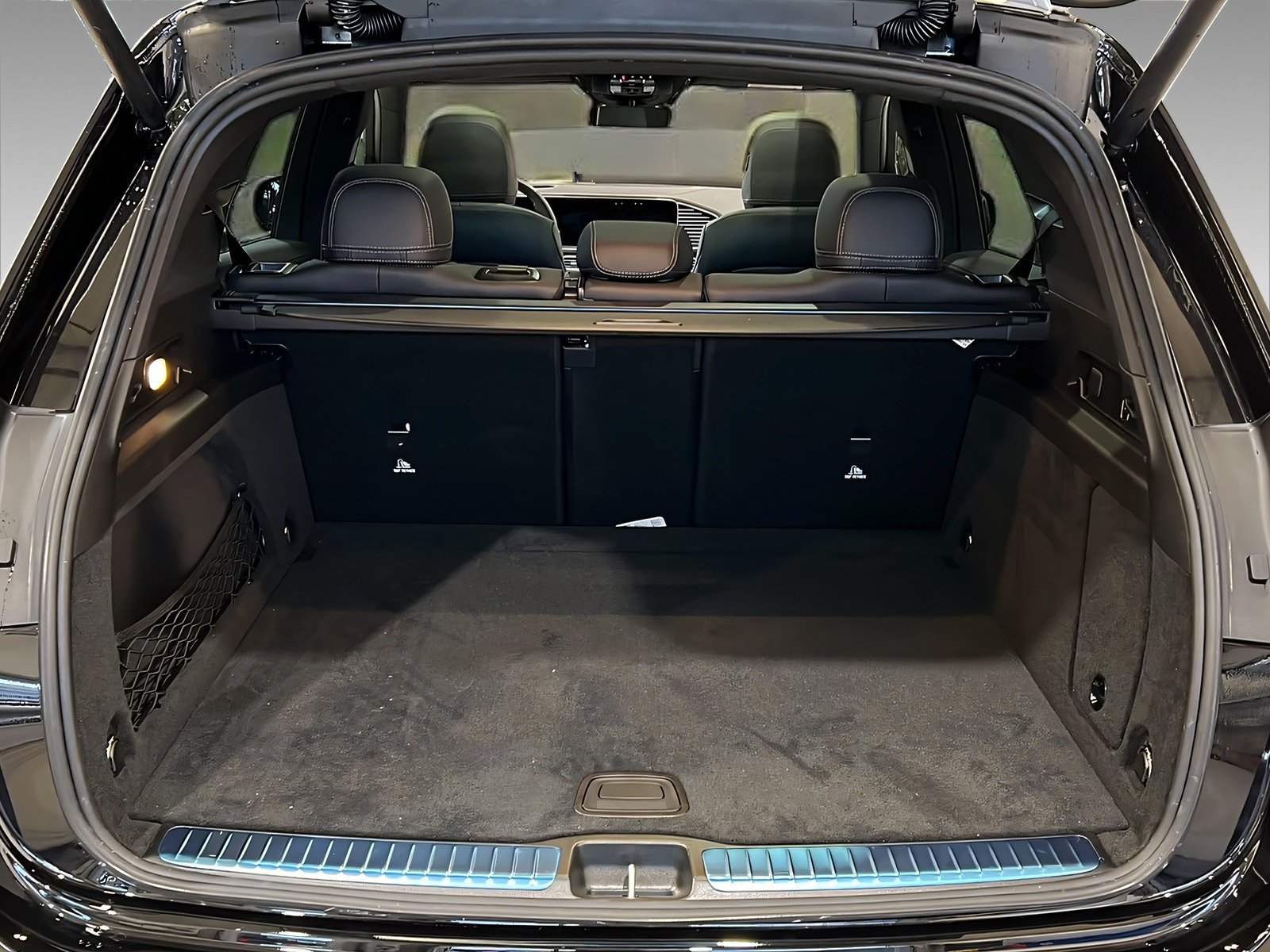 GLE 450 d 4M AMG+DISTR+NIGHT+Burme+Memo+AHK+360° Bild 6