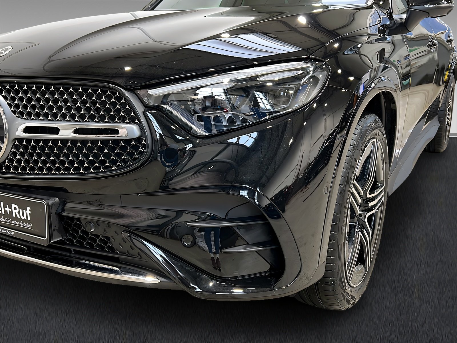 GLC 220d 4M AMG+DIGI+EASY-PACK+Ambi+TotW+AHK+360 Bild 3