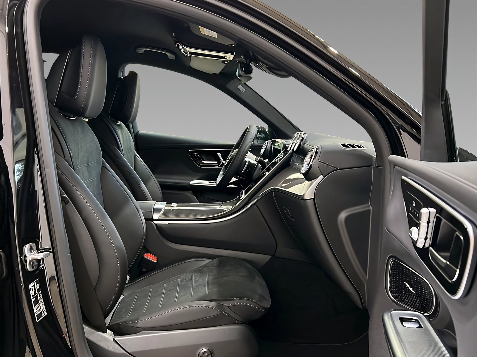 GLC 220d 4M AMG+DIGI+EASY-PACK+Ambi+TotW+AHK+360 Bild 13