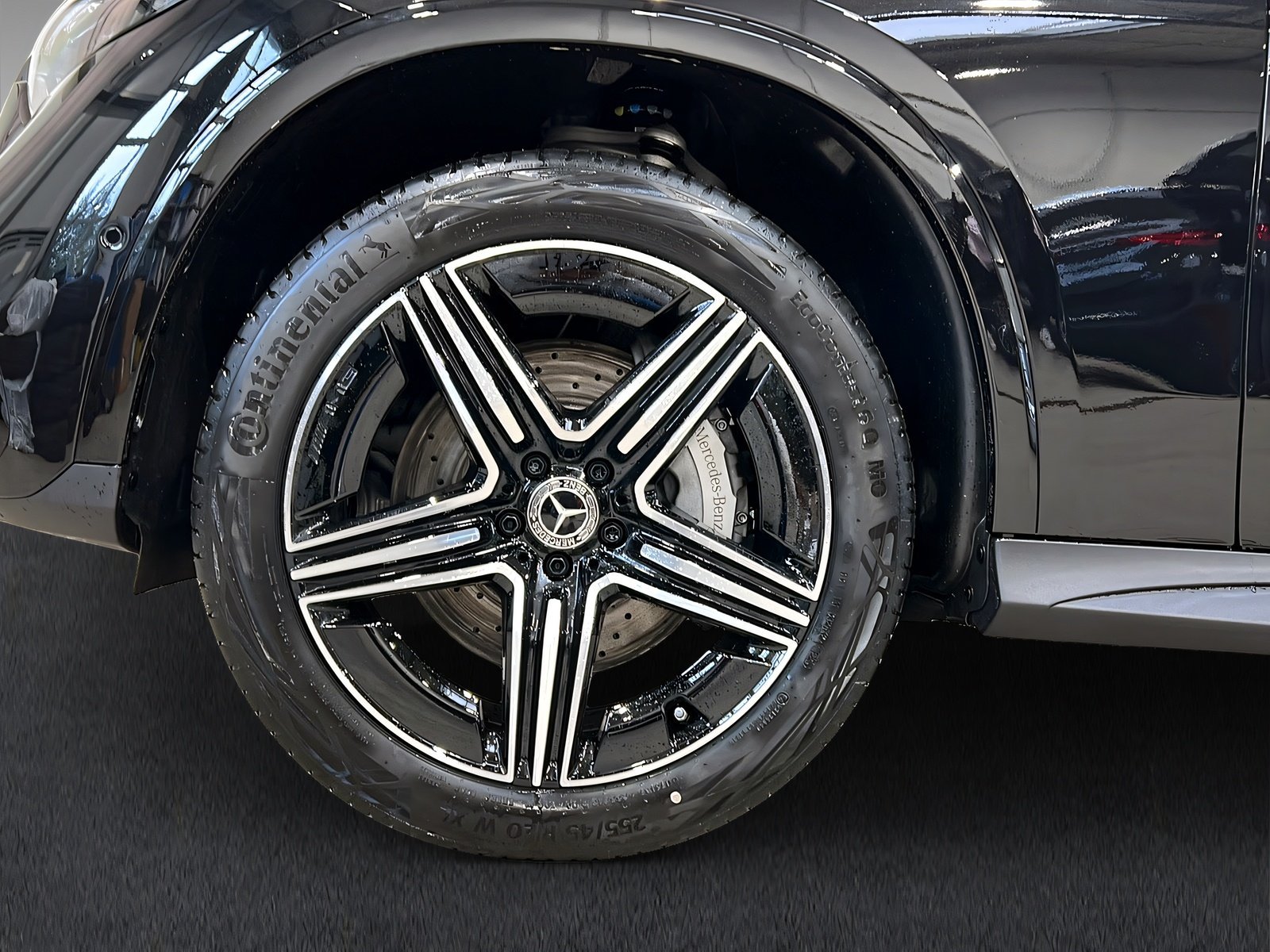 GLC 300de 4M AMG+DIGITAL+Ambi+Pano+TotW+AHK+360° Bild 7