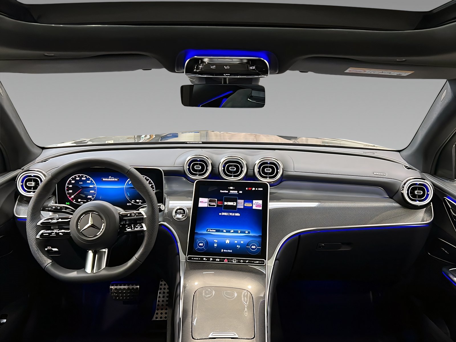 GLC 300de 4M AMG+DIGITAL+Ambi+Pano+TotW+AHK+360° Bild 10