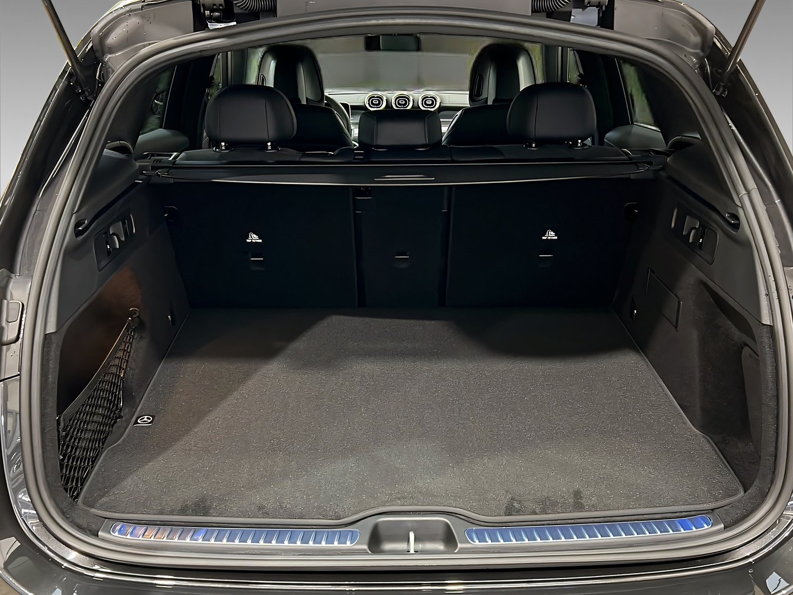 GLC 220d 4M AMG+DIGITAL+Memo+TotW+LrHz+AHK+360° Bild 6