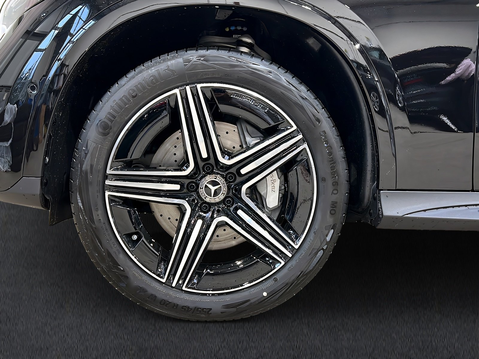 GLC 300de 4M AMG+DIGITAL+Ambi+Pano+TotW+AHK+360° Bild 7