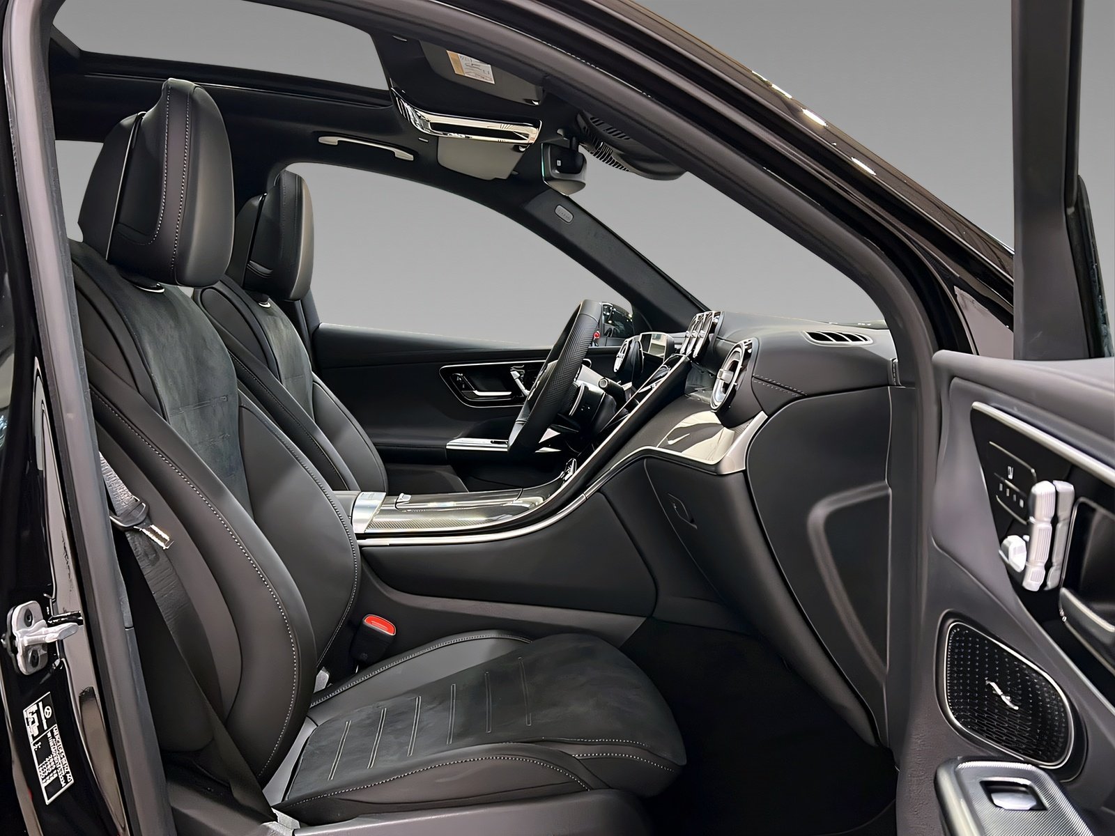 GLC 300de 4M AMG+DIGITAL+Ambi+Pano+TotW+AHK+360° Bild 14