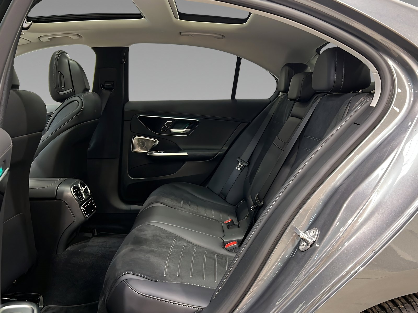 C 220 d AMG+DIGITAL+Burmest+Panorama+HEAD-UP+360 Bild 11