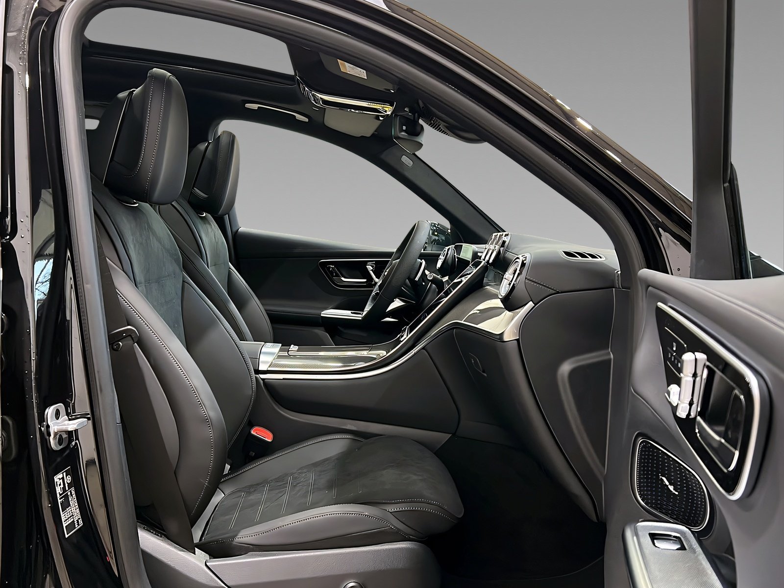 GLC 300 e 4M AMG+DIGITAL+Pano+Memo+TotW+AHK+360° Bild 14