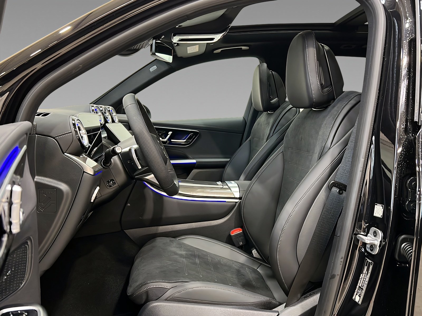 GLC 220 d 4M AMG+DIGITAL+Memo+Pano+TotW+AHK+360° Bild 8