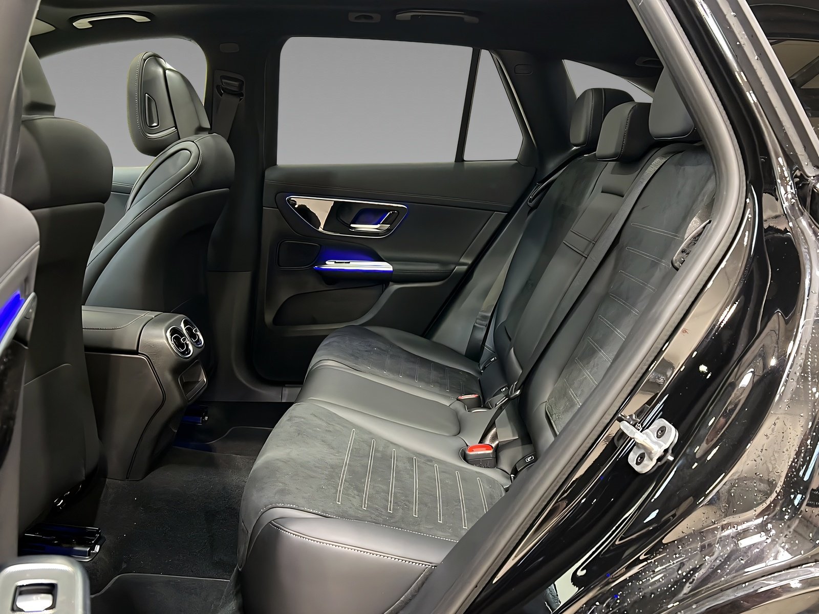 GLC 220 d 4M AMG+DIGITAL+Memo+Pano+TotW+AHK+360° Bild 9