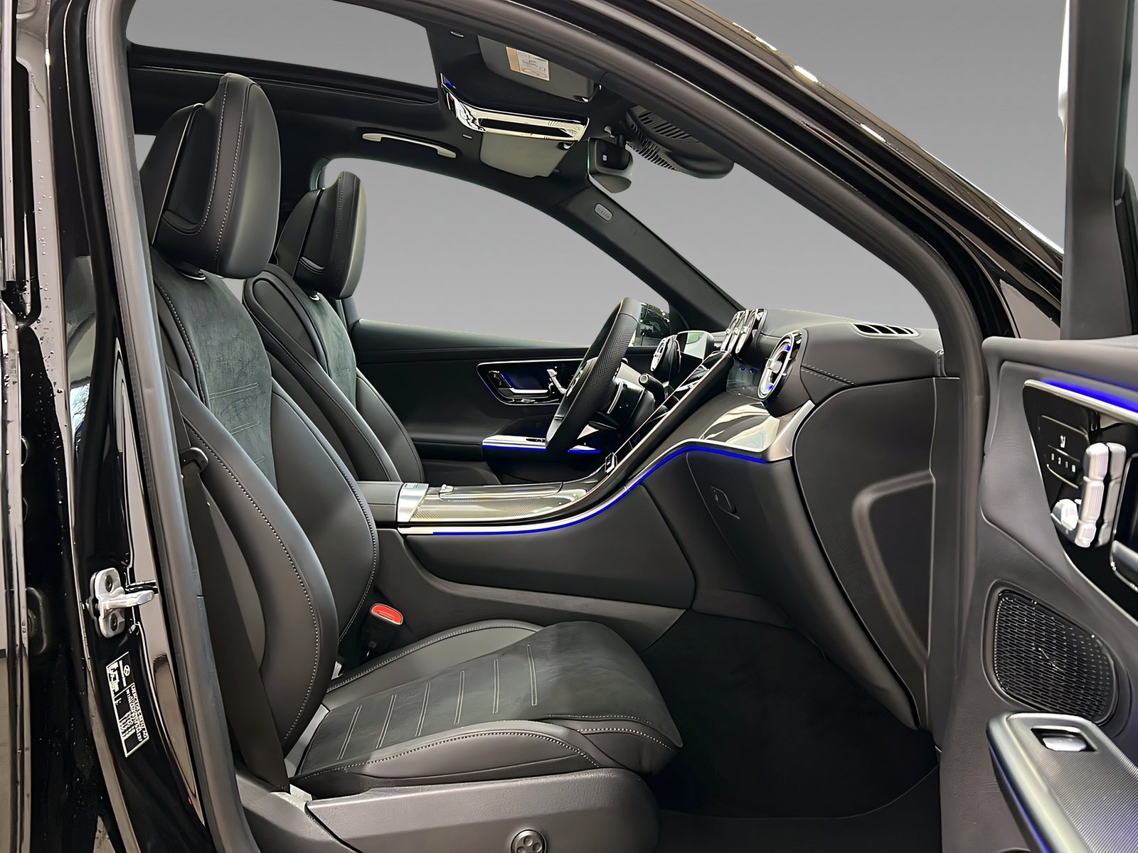 GLC 220 d 4M AMG+DIGITAL+Memo+Pano+TotW+AHK+360° Bild 14