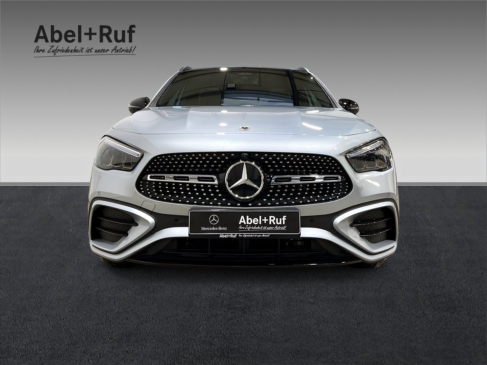 GLA 200 AMG+DISTRO+NIGHT+Ambi+Pano+TotW+AHK+360° Bild 2