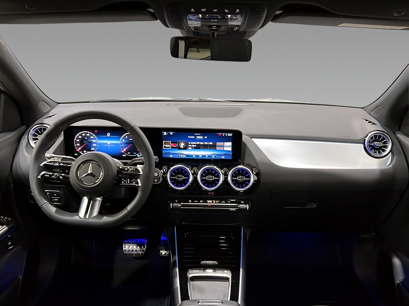 GLA 200 AMG+DISTRO+NIGHT+Ambi+Pano+TotW+AHK+360° Bild 10