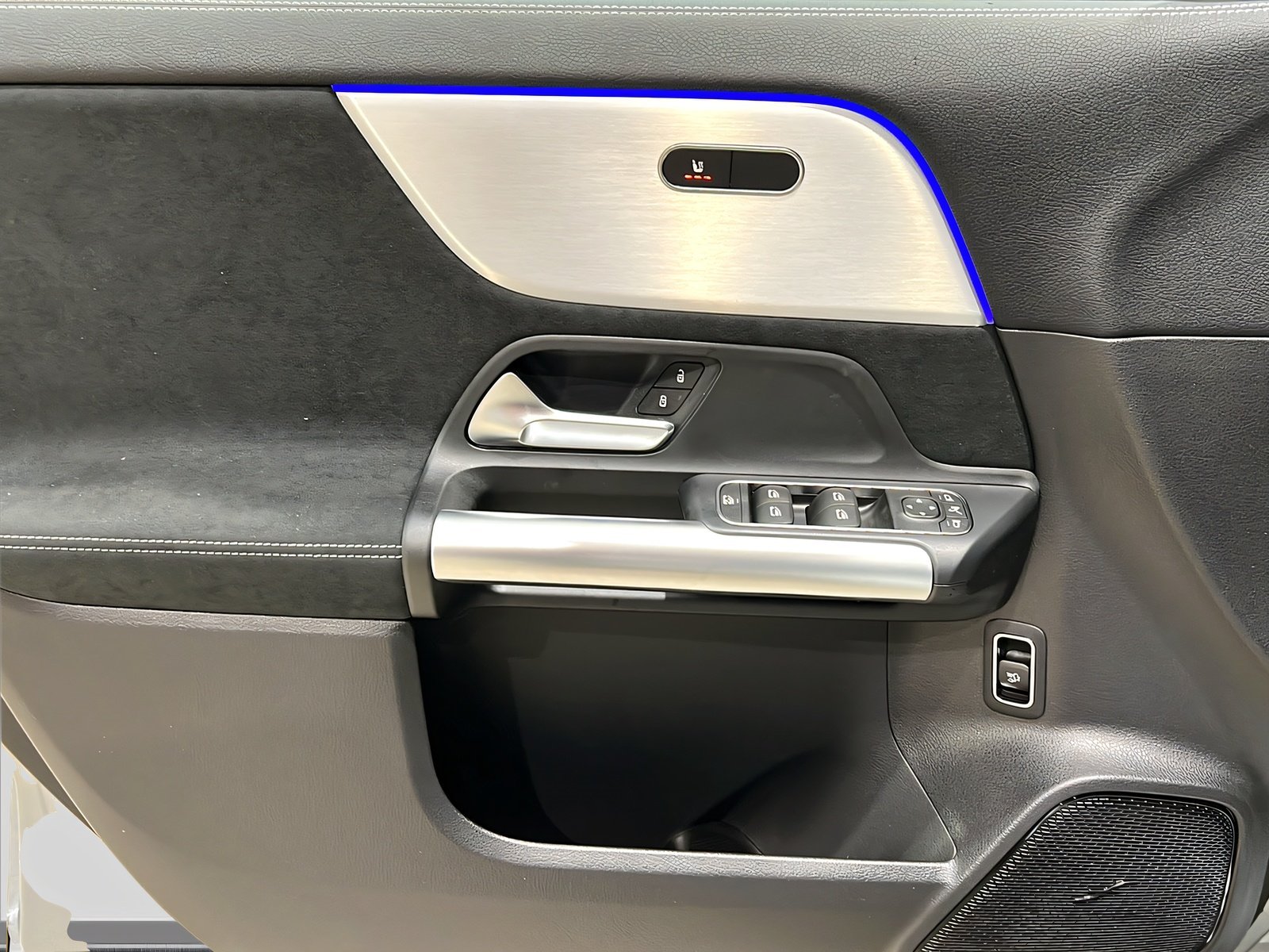 GLA 200 AMG+LED+DISTRO+NIGHT+Pano+TotW+AHK+360° Bild 12