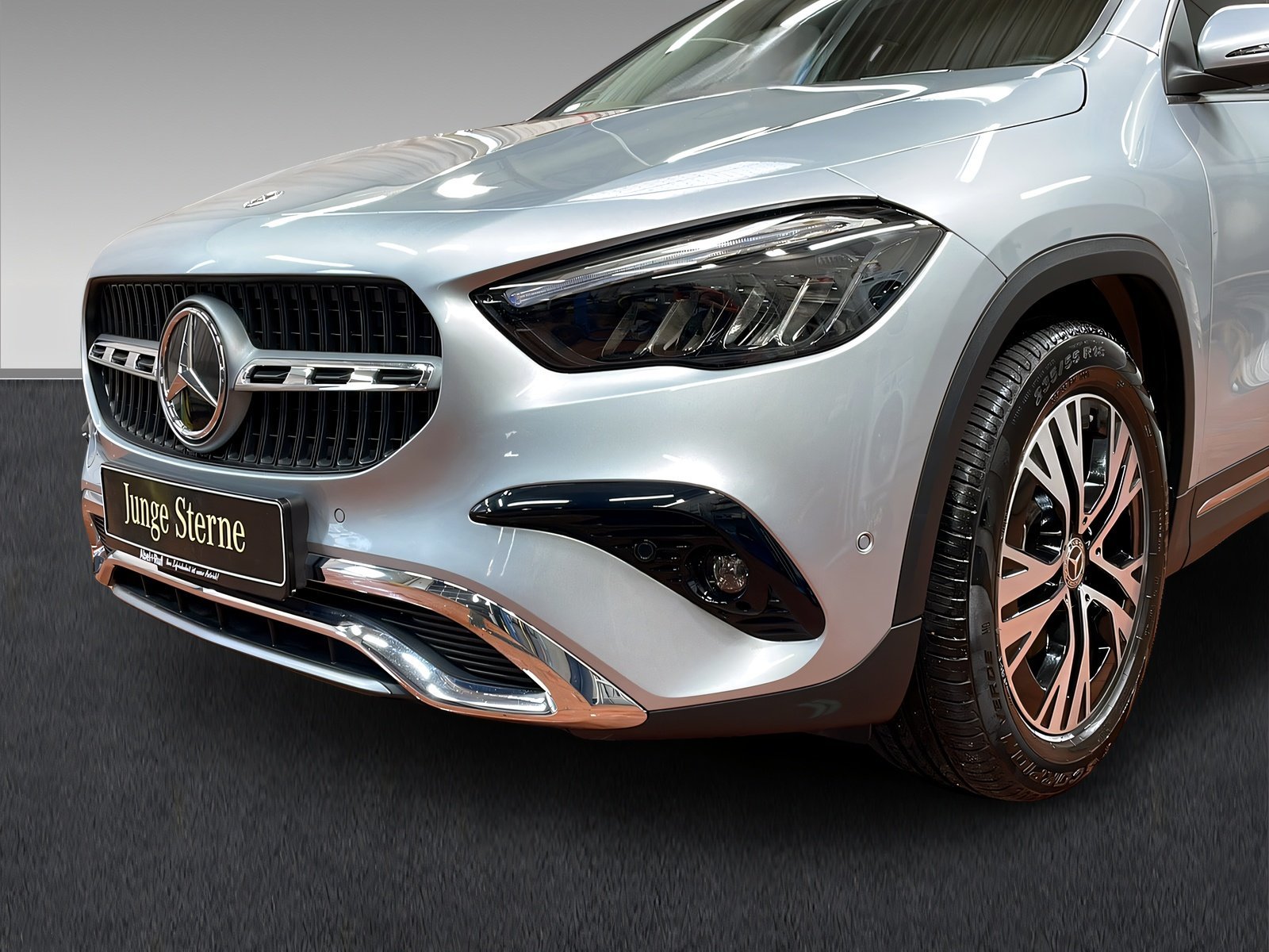 GLA 180 PROGRESSIVE+LED+Kamera+LrHz+AHK+DAB Bild 3