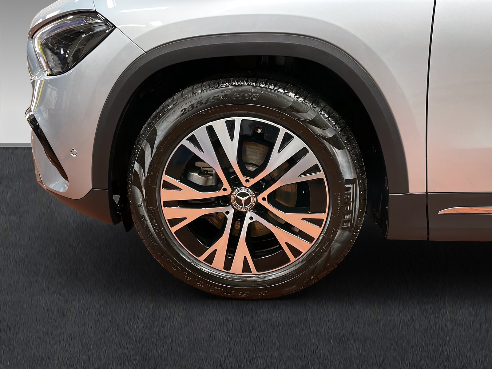 GLA 180 PROGRESSIVE+LED+Kamera+LrHz+AHK+DAB Bild 4